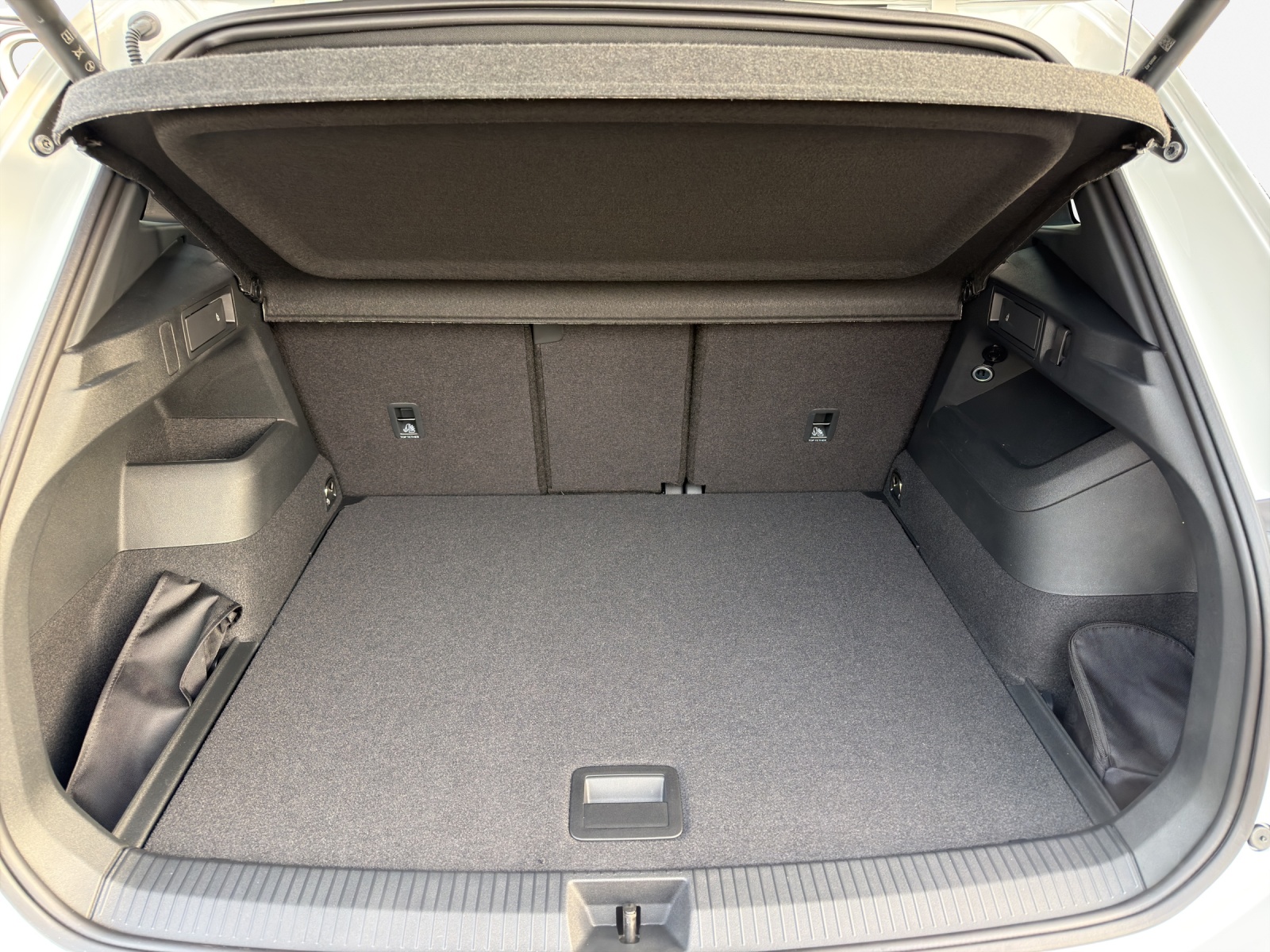 VW Tiguan 2.0 TSI DSG R-Line 4Motion-image-12