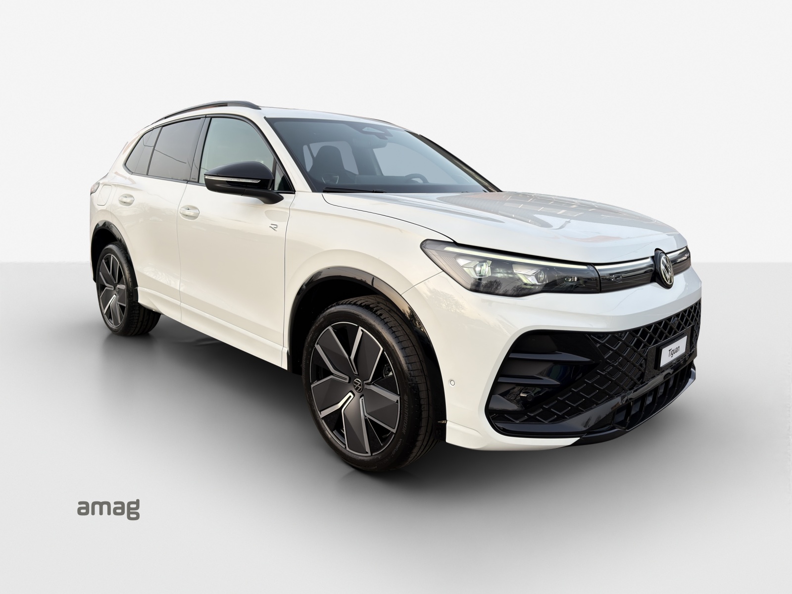 VW Tiguan 2.0 TSI DSG R-Line 4Motion-image-5