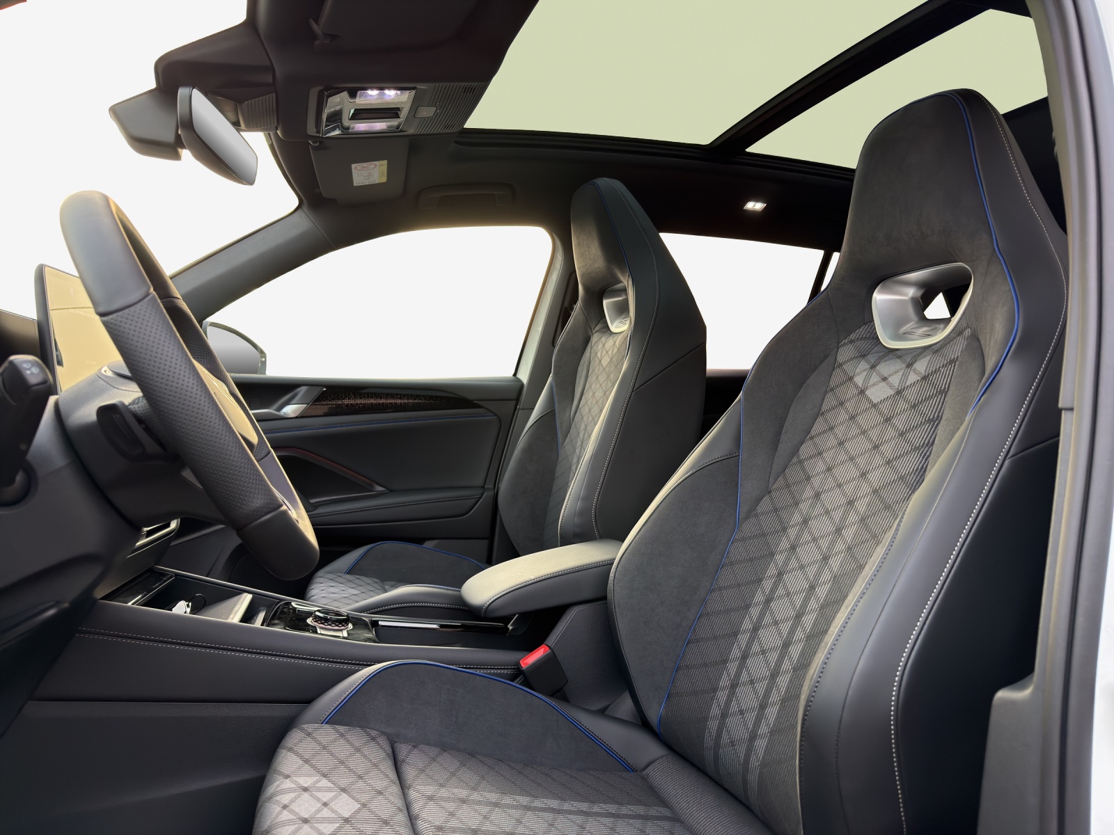 VW Tiguan 2.0 TSI DSG R-Line 4Motion-image-7