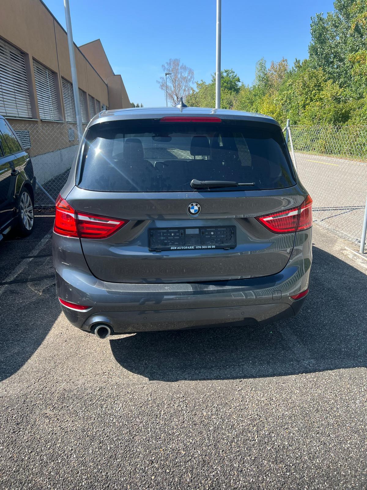 BMW 216d Gran Tourer DKG Sport Line-image-2