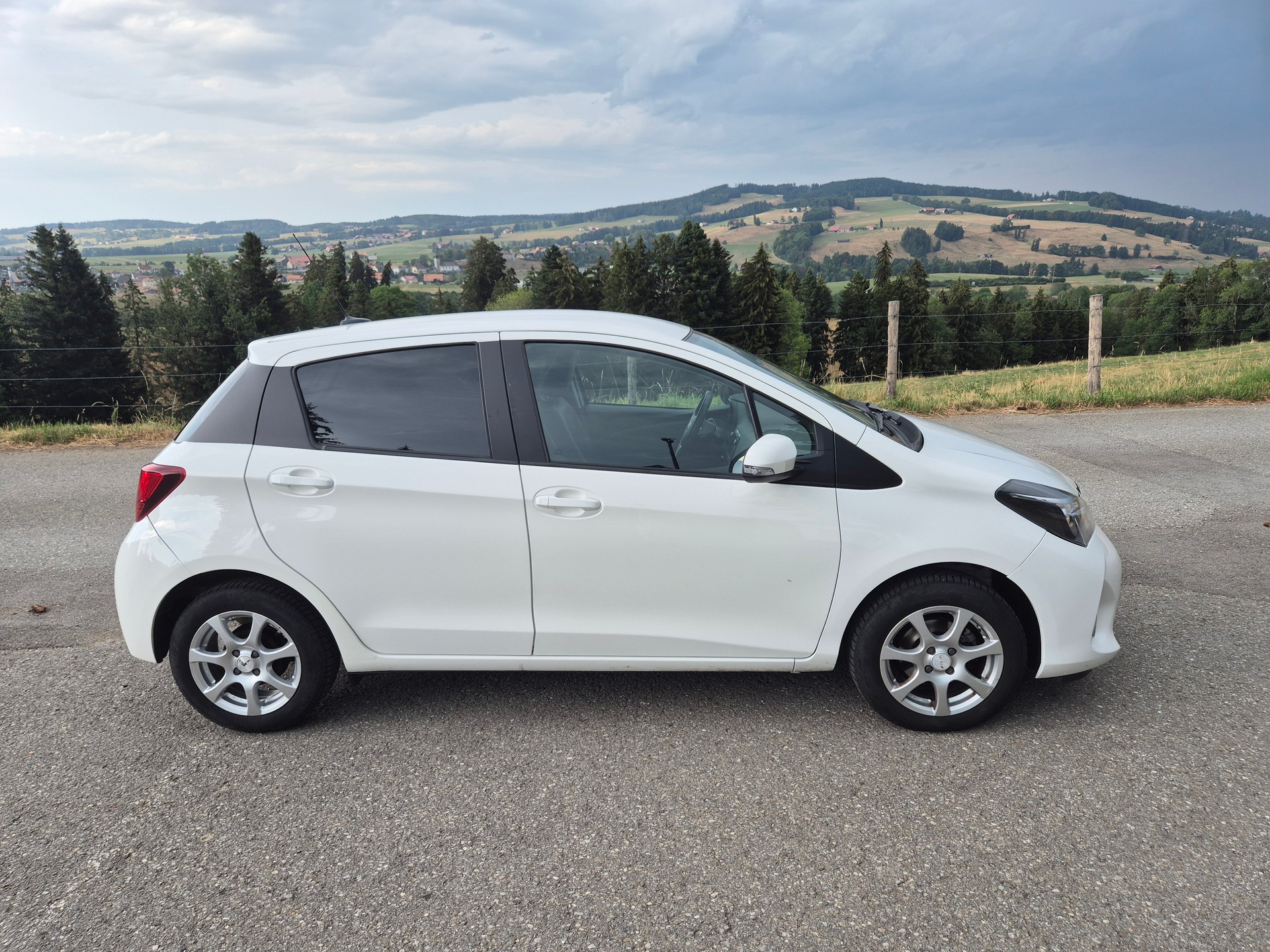 TOYOTA 1.33 VVT-i Swiss Trend MdS-image-2