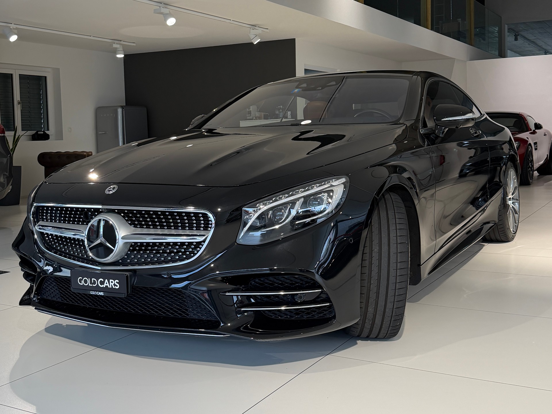 MERCEDES-BENZ S 560 Coupé 4Matic 9G-Tronic-image-2