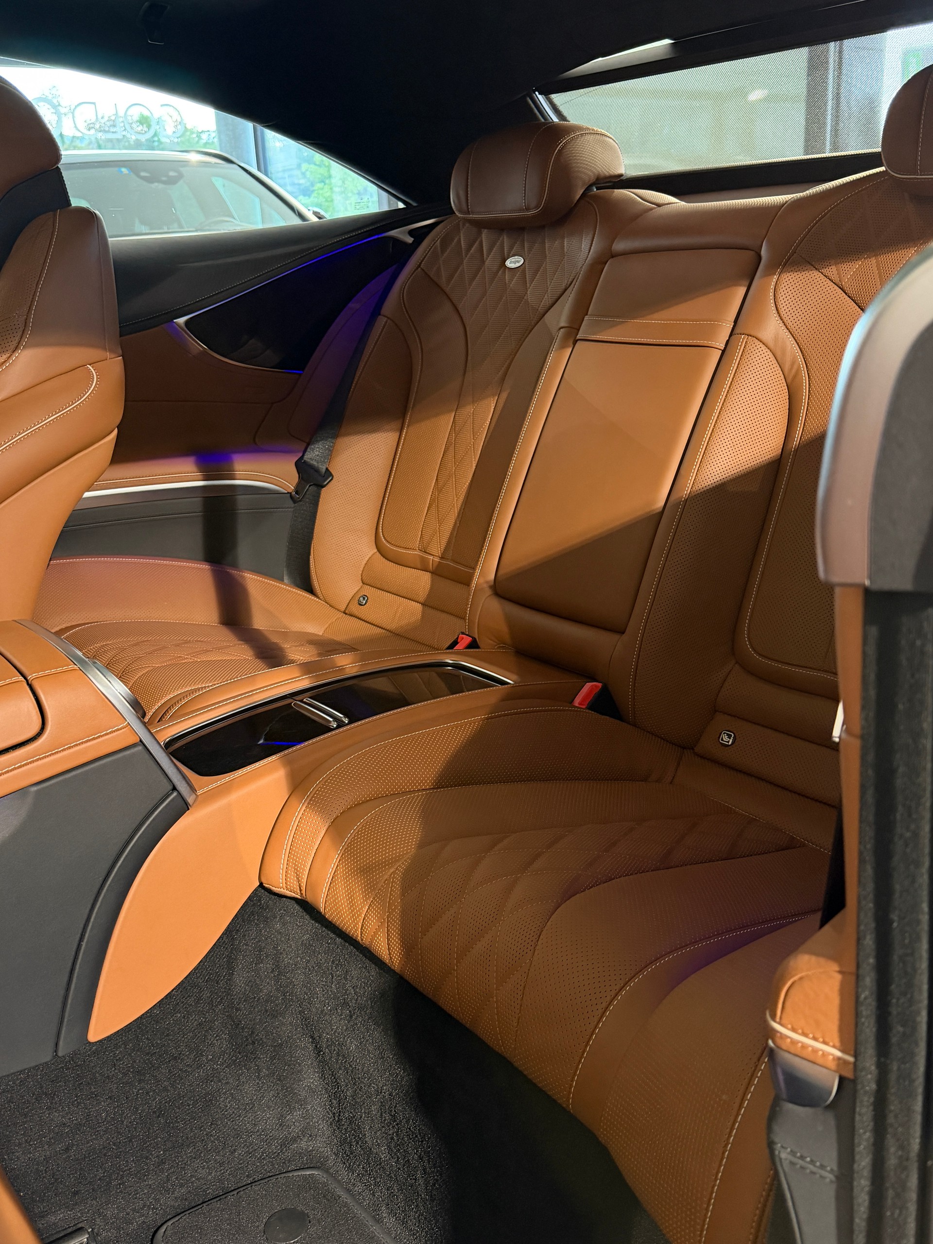 MERCEDES-BENZ S 560 Coupé 4Matic 9G-Tronic-image-15