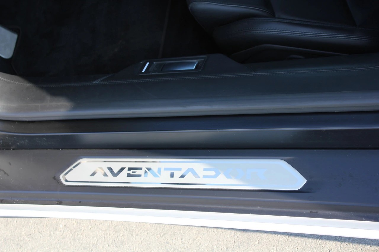LAMBORGHINI Aventador LP700-4 Coupé E-Gear-image-10