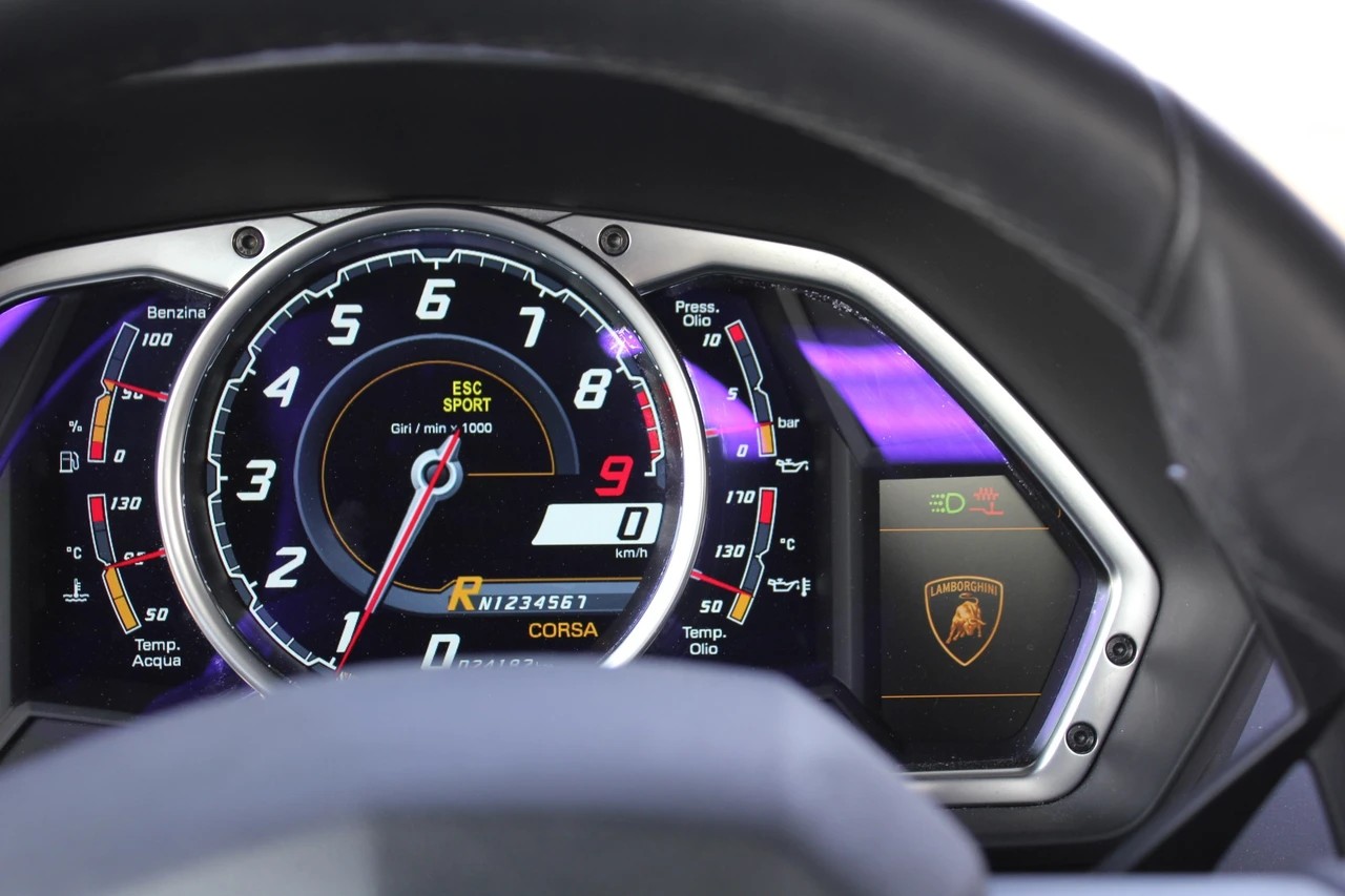 LAMBORGHINI Aventador LP700-4 Coupé E-Gear-image-14