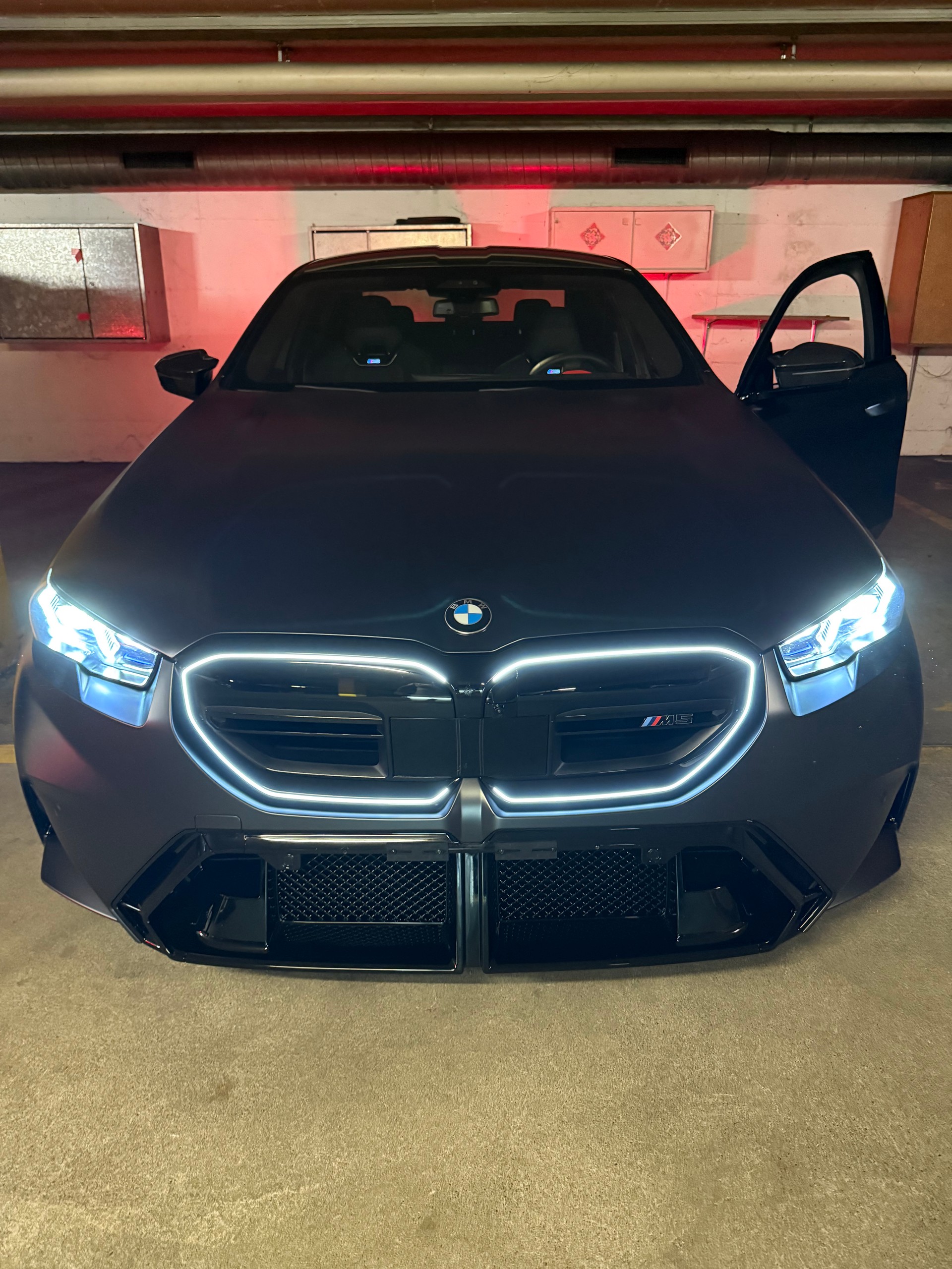 BMW M5 xDrive-image-3