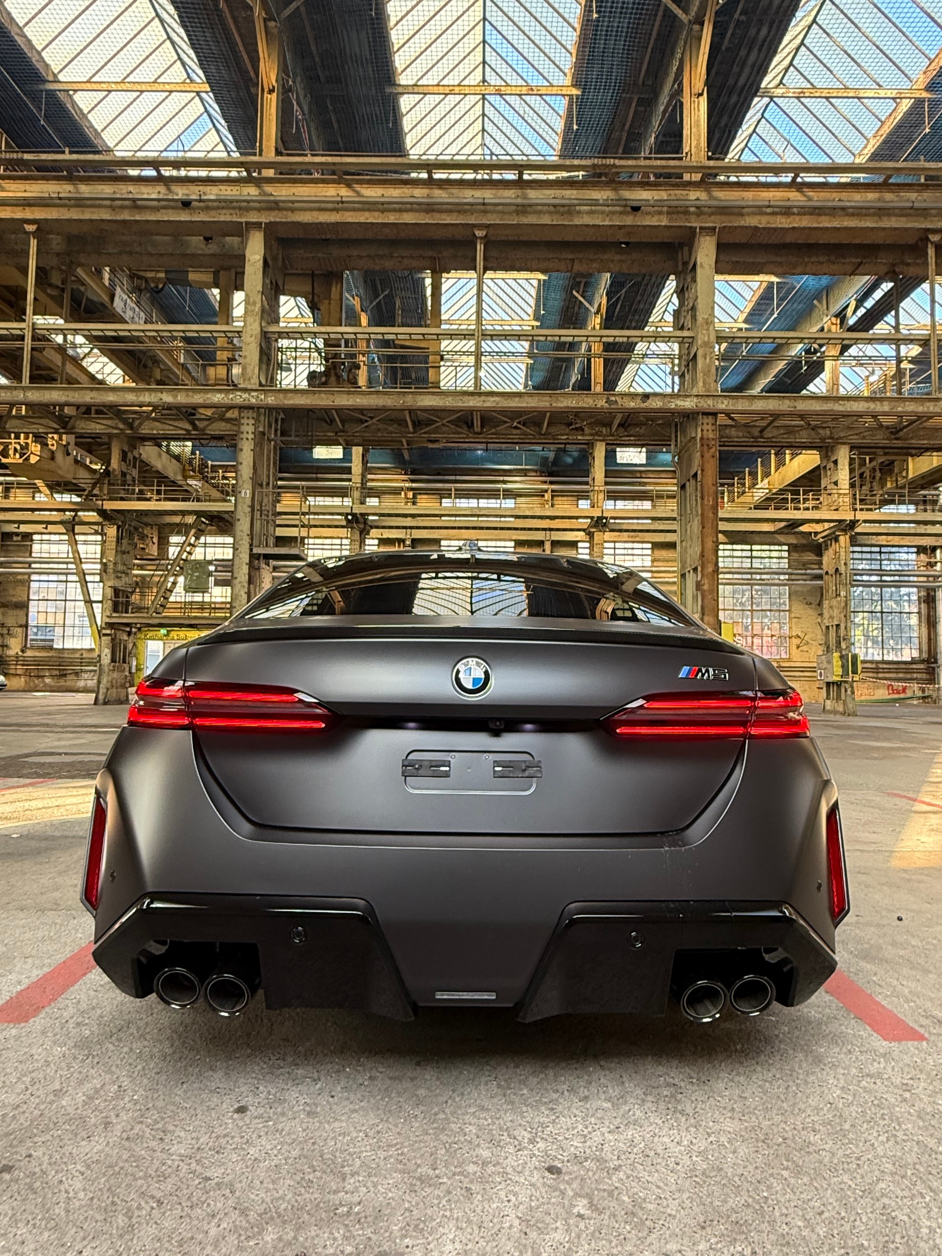 BMW M5 xDrive-image-13