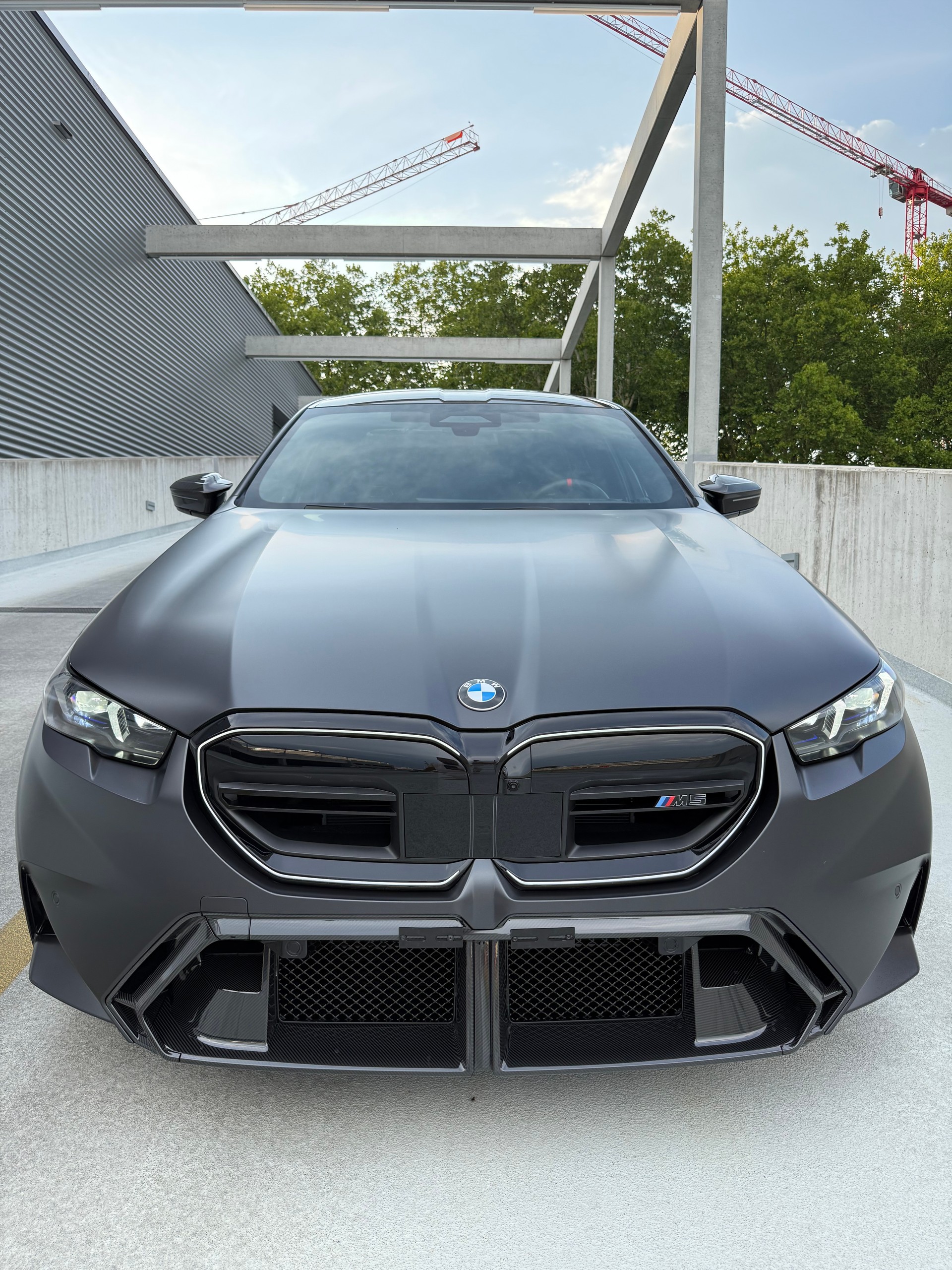 BMW M5 xDrive-image-1