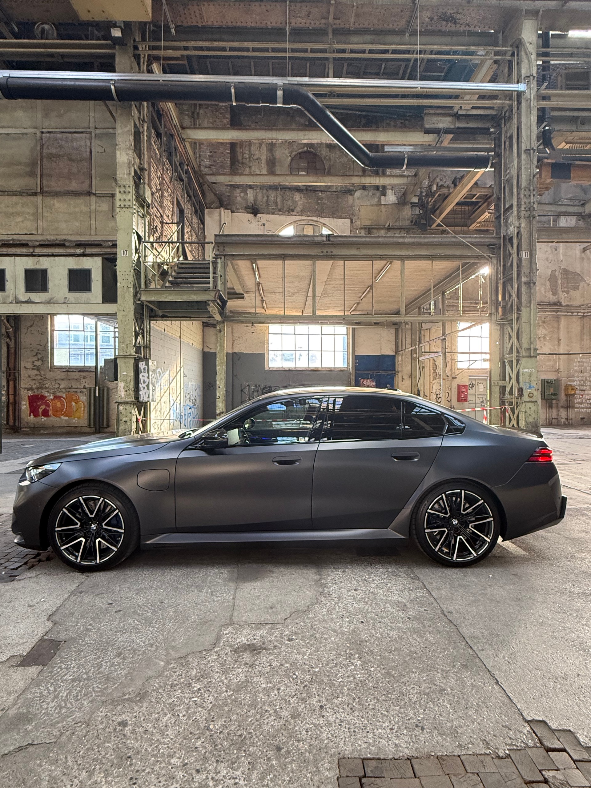 BMW M5 xDrive-image-14
