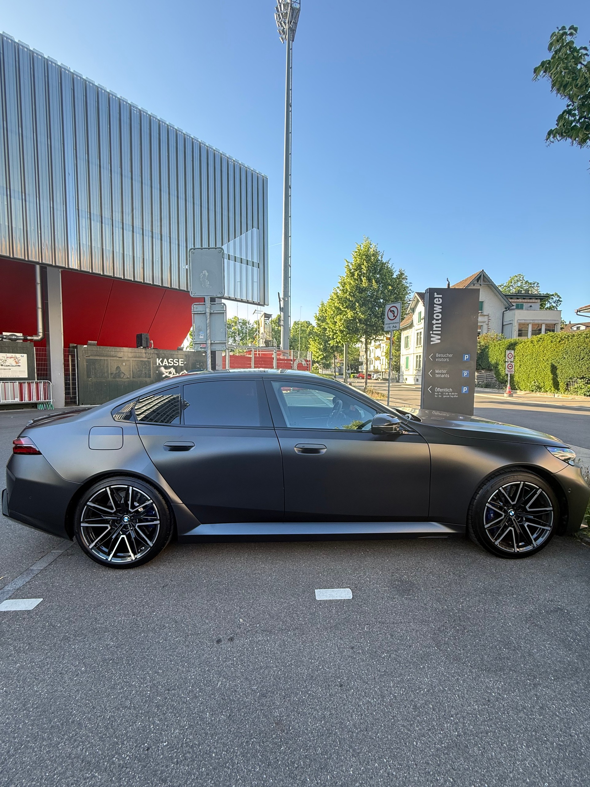 BMW M5 xDrive-image-1