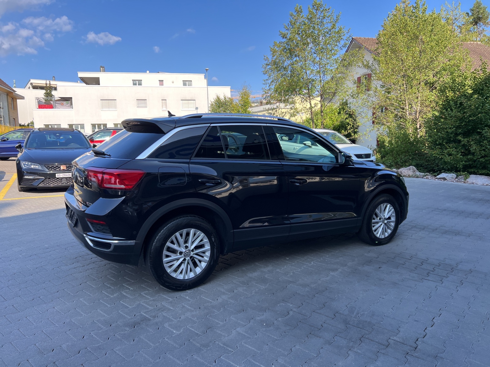 VW T-Roc 1.5 TSI EVO Advance DSG 4Motion-image-3