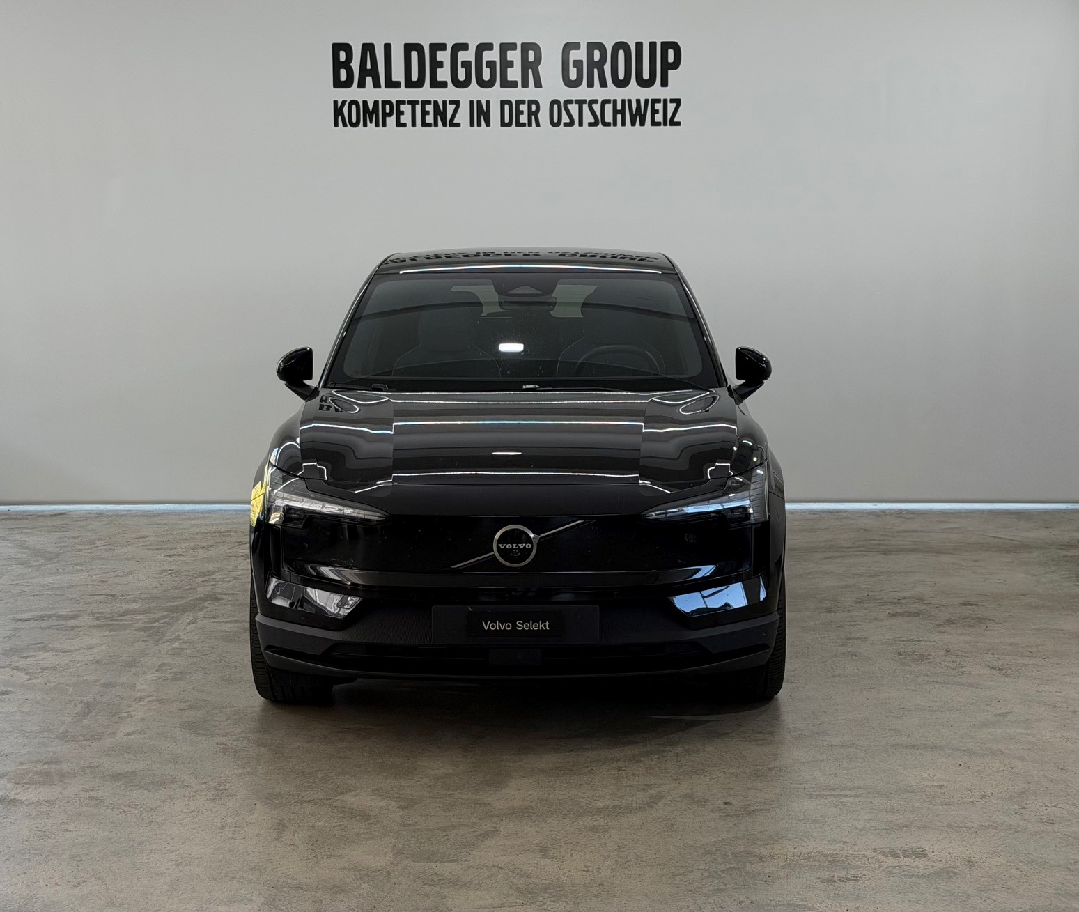VOLVO EX 30 E60 Twin Ultra Performanc-image-8