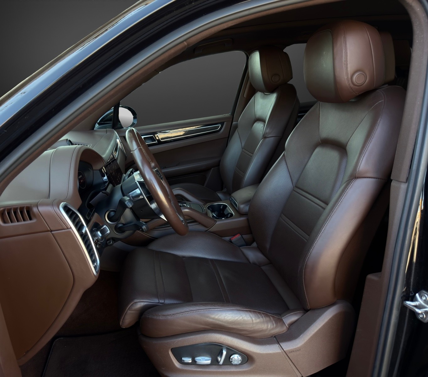 PORSCHE Cayenne S 2.9 V6 Biturbo mit 440 PS-image-6