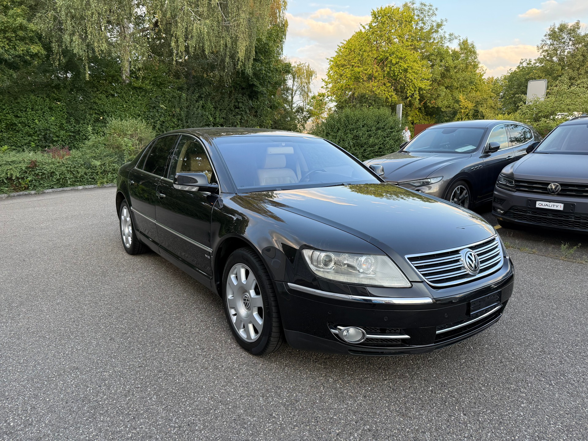 VW Phaeton 6.0 W12 4Motion-image-2