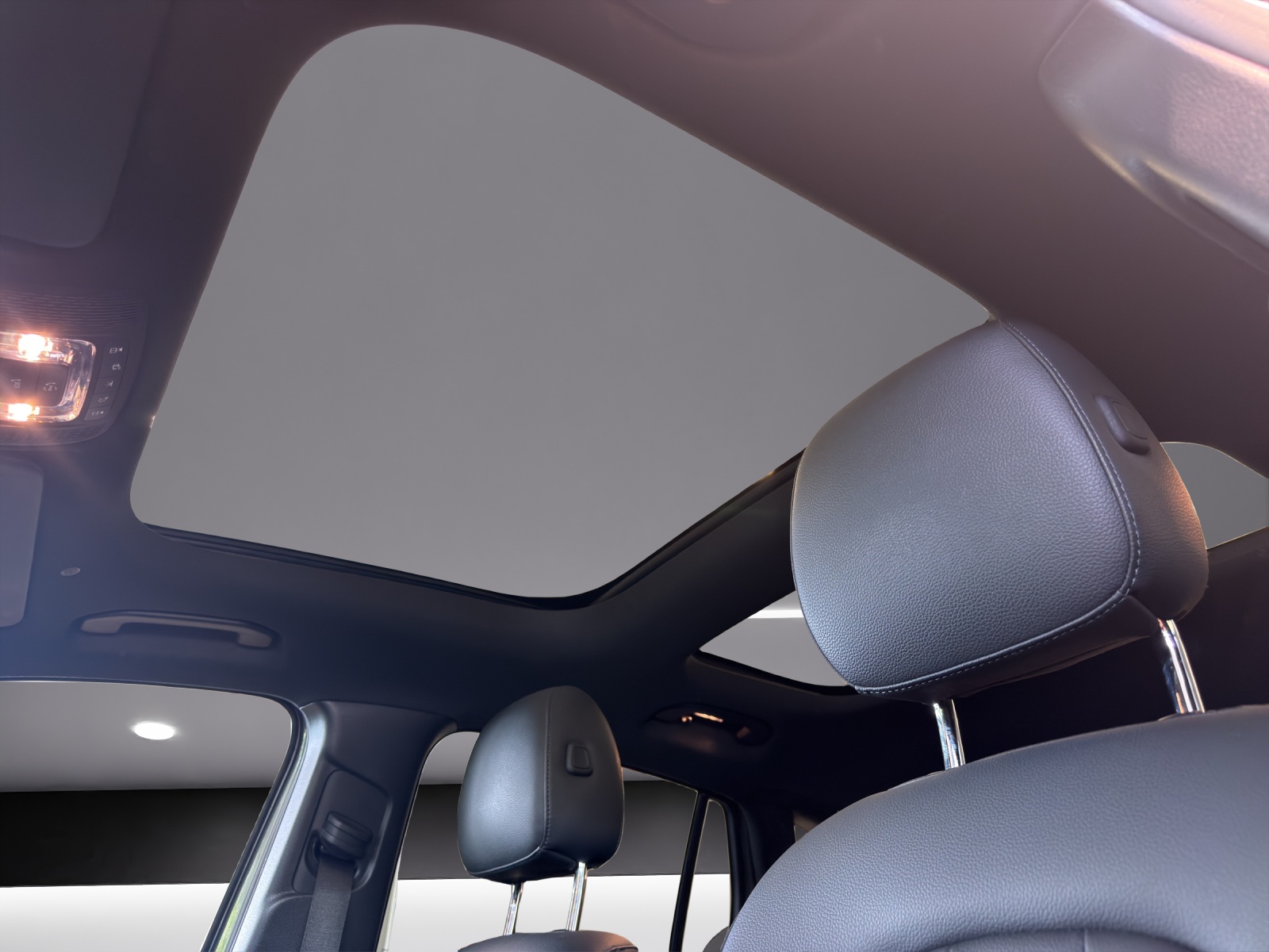 MERCEDES-BENZ GLA 250 4Matic Progressive 8G-DCT-image-13