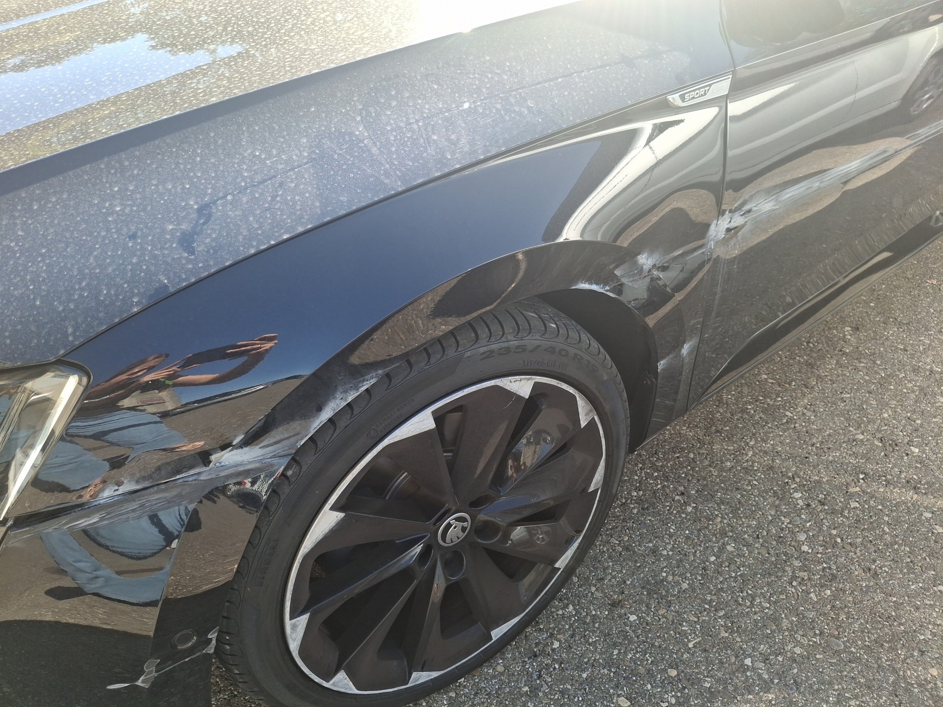 SKODA Superb Combi 2.0 TDi Ambition 4x4 DSG-image-11