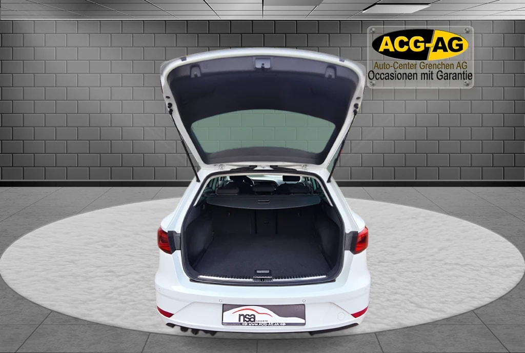 SEAT Leon ST 2.0 TDI CR Style 4Drive DSG ** Gr-Navi ** Sitzheizung ** Abstandsregelsysteme ** Frisch Ab MFK & Service **-image-6