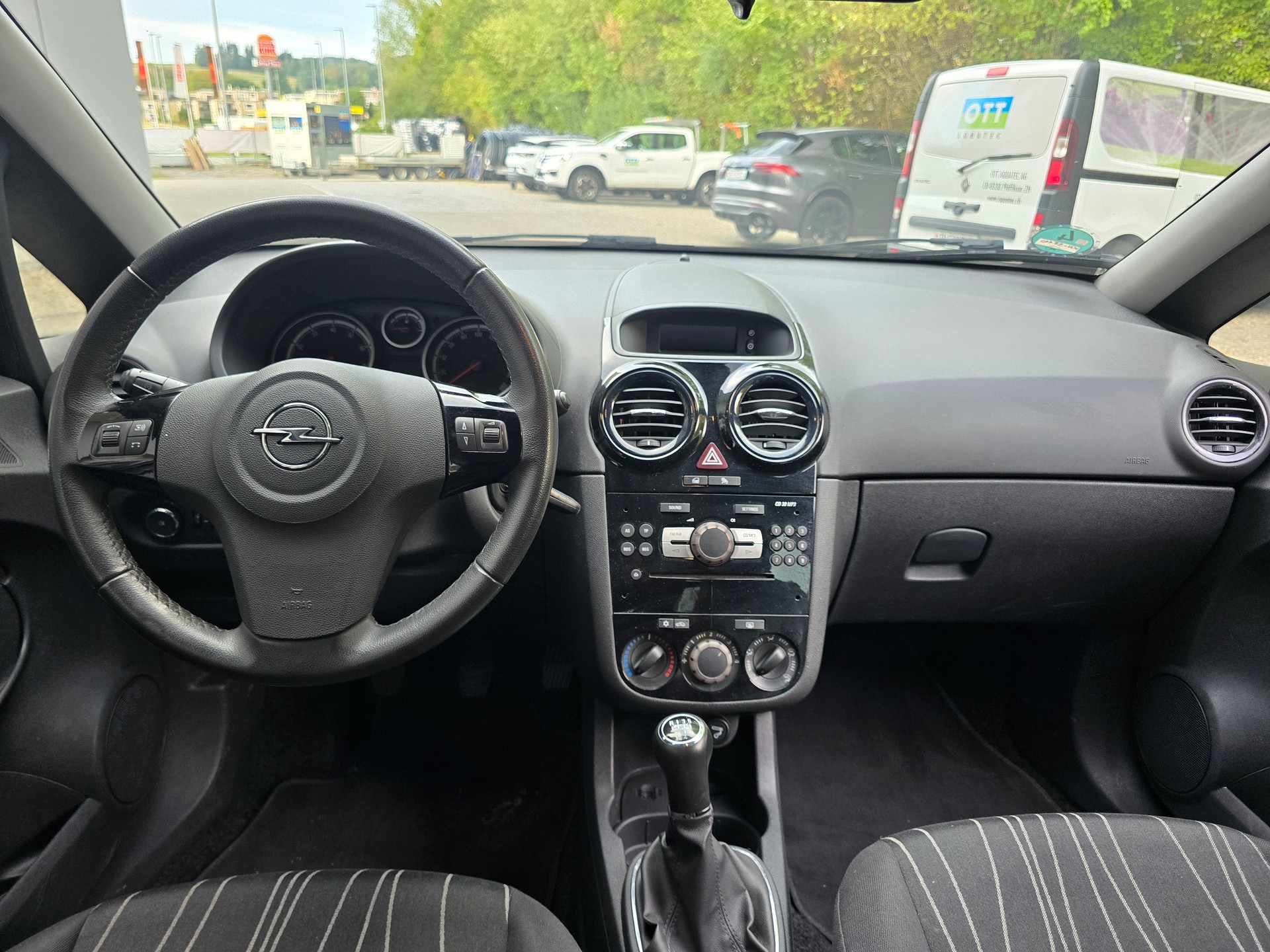 OPEL CORSA-image-7