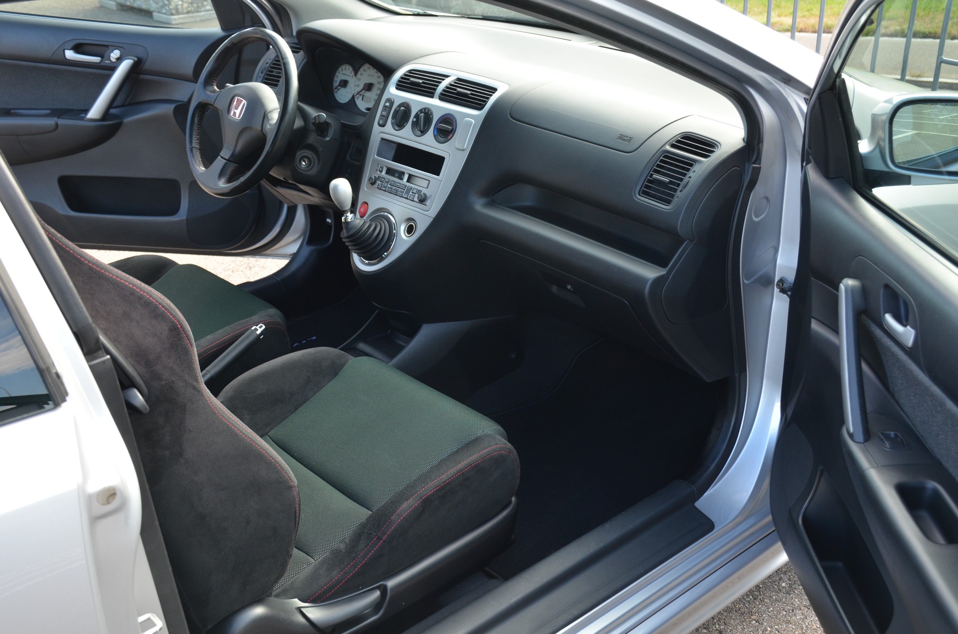 HONDA Type R 2.0-image-25