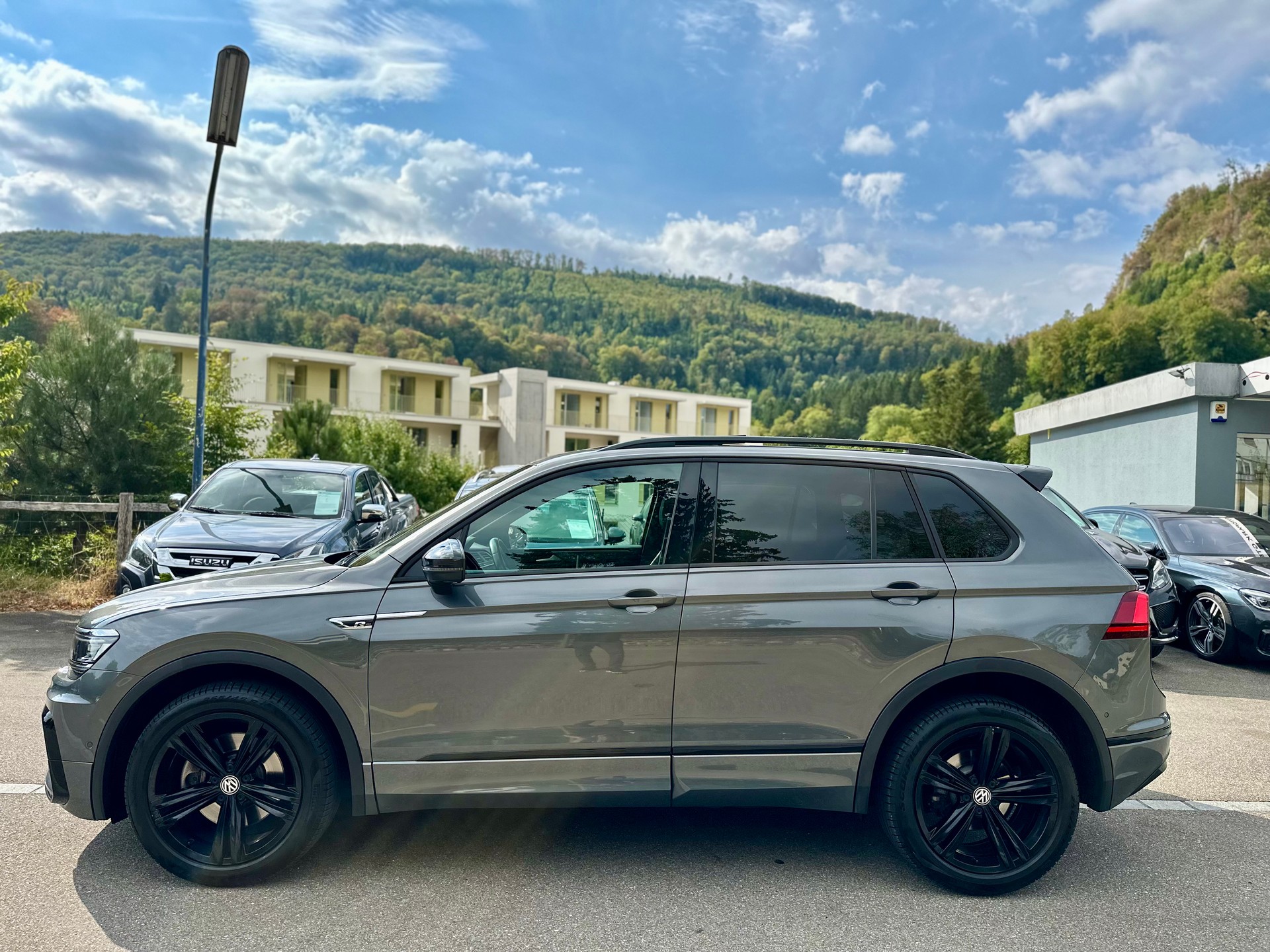 VW Tiguan 2.0TSI Highline 4Motion DSG-image-3