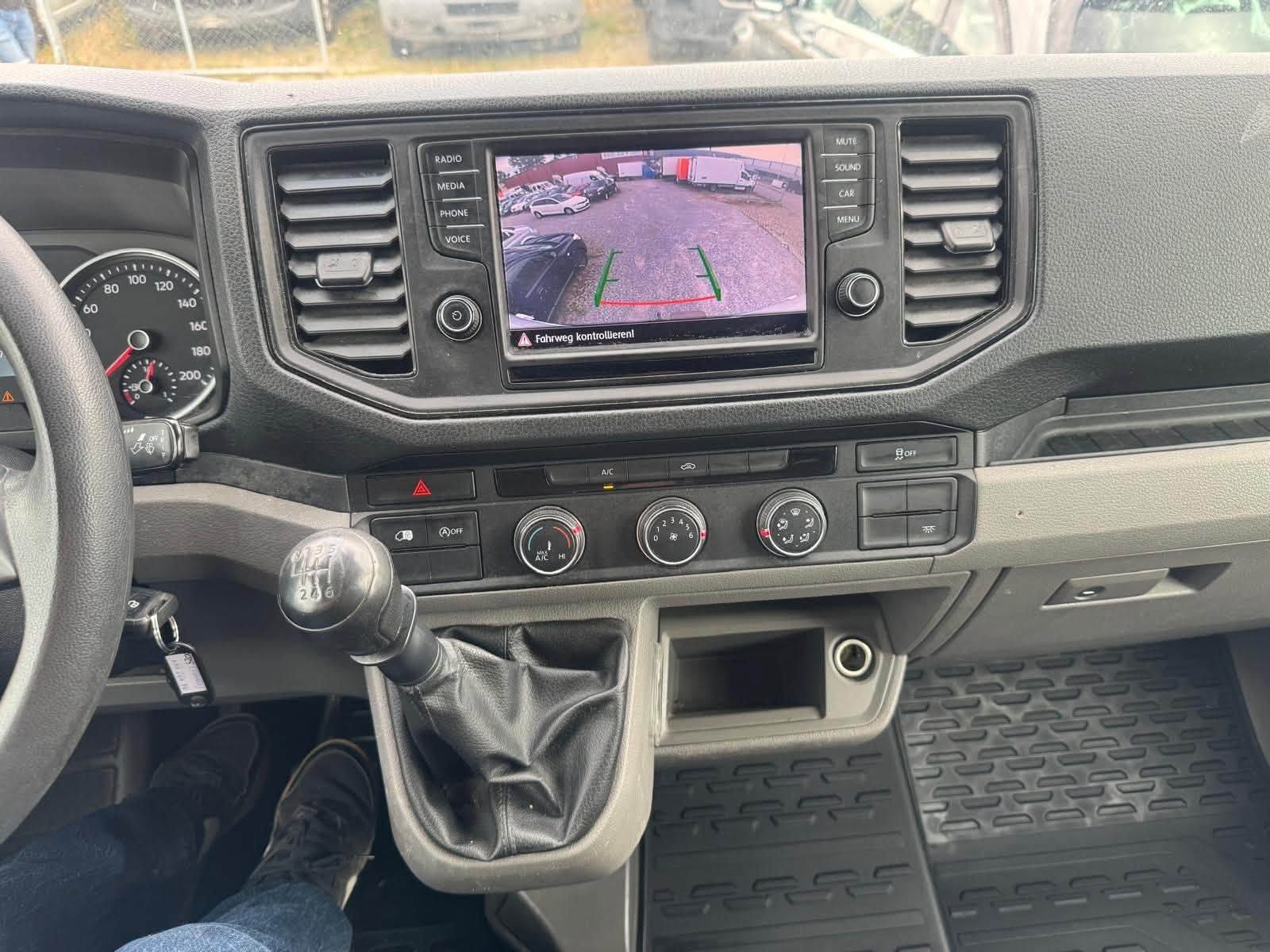 VW Crafter 35 2.0 TDI Mit Werkstatt Einrichtung-image-10