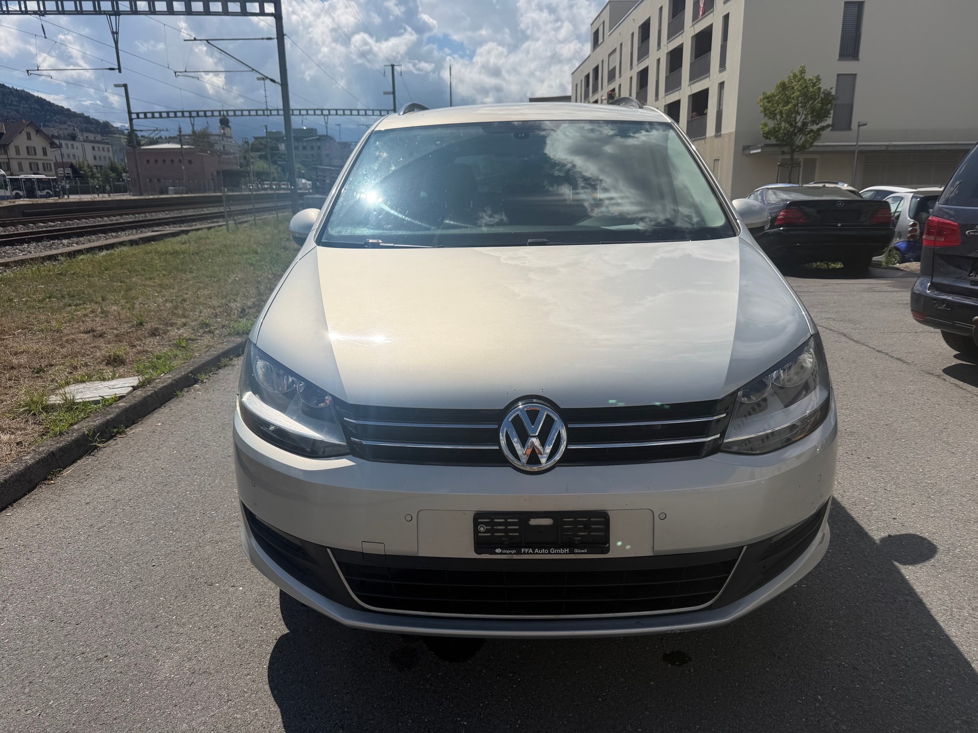 VW Sharan 2.0 TDI BMT Startline Comfortline DSG-image-1