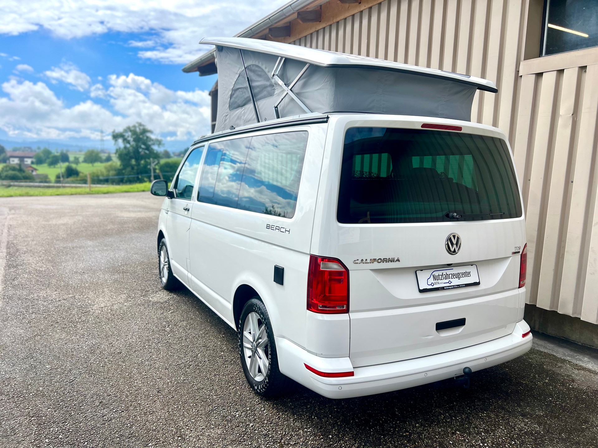 VW T6 California 2.0 TDI Beach DSG 150 PS by Nutzfahrzeugcenter Seetal-image-3