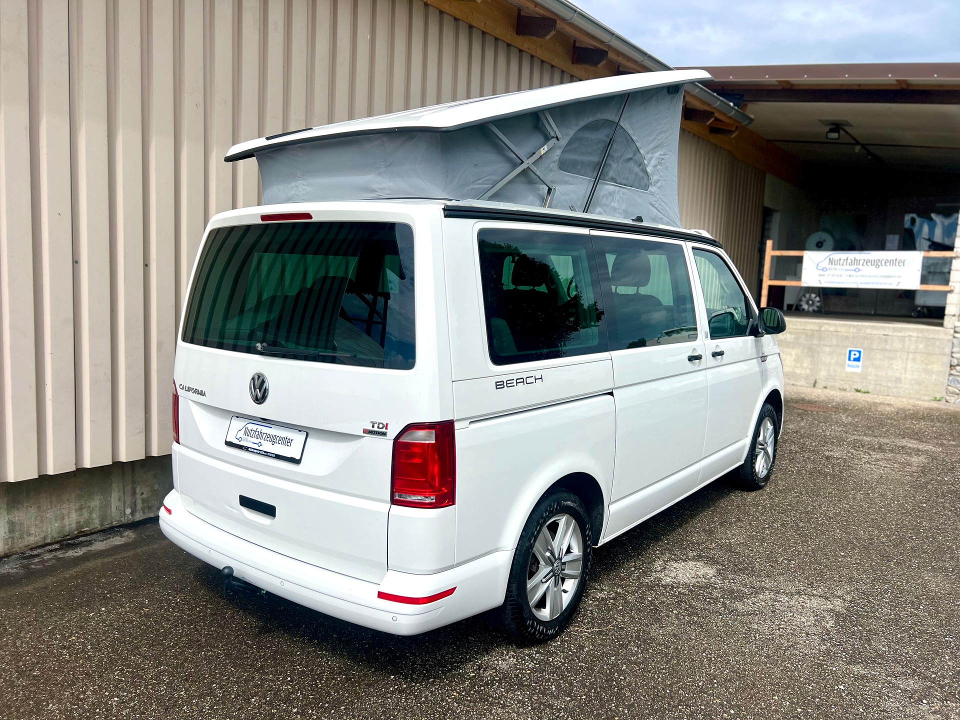 VW T6 California 2.0 TDI Beach DSG 150 PS by Nutzfahrzeugcenter Seetal-image-2