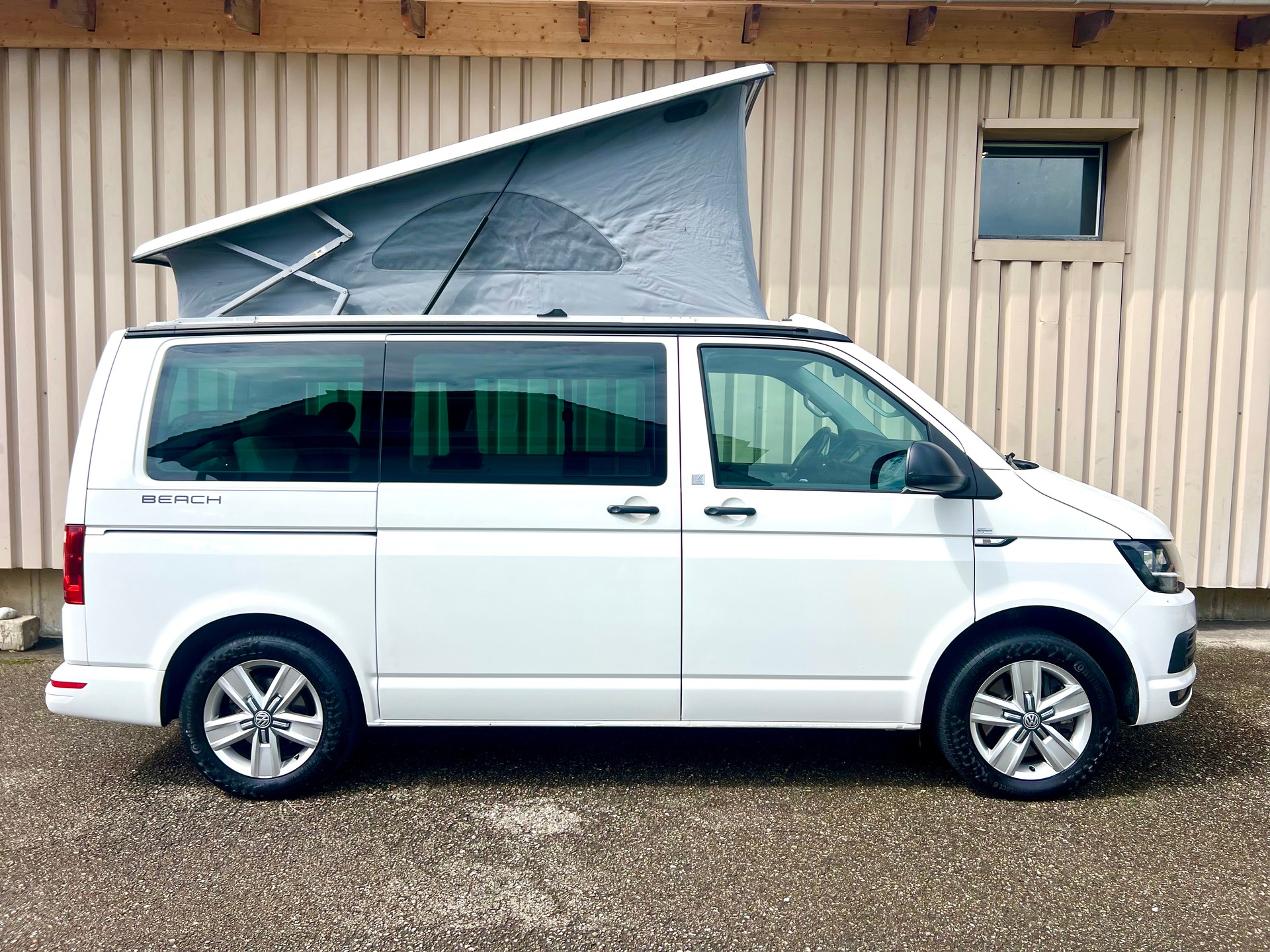 VW T6 California 2.0 TDI Beach DSG 150 PS by Nutzfahrzeugcenter Seetal-image-5
