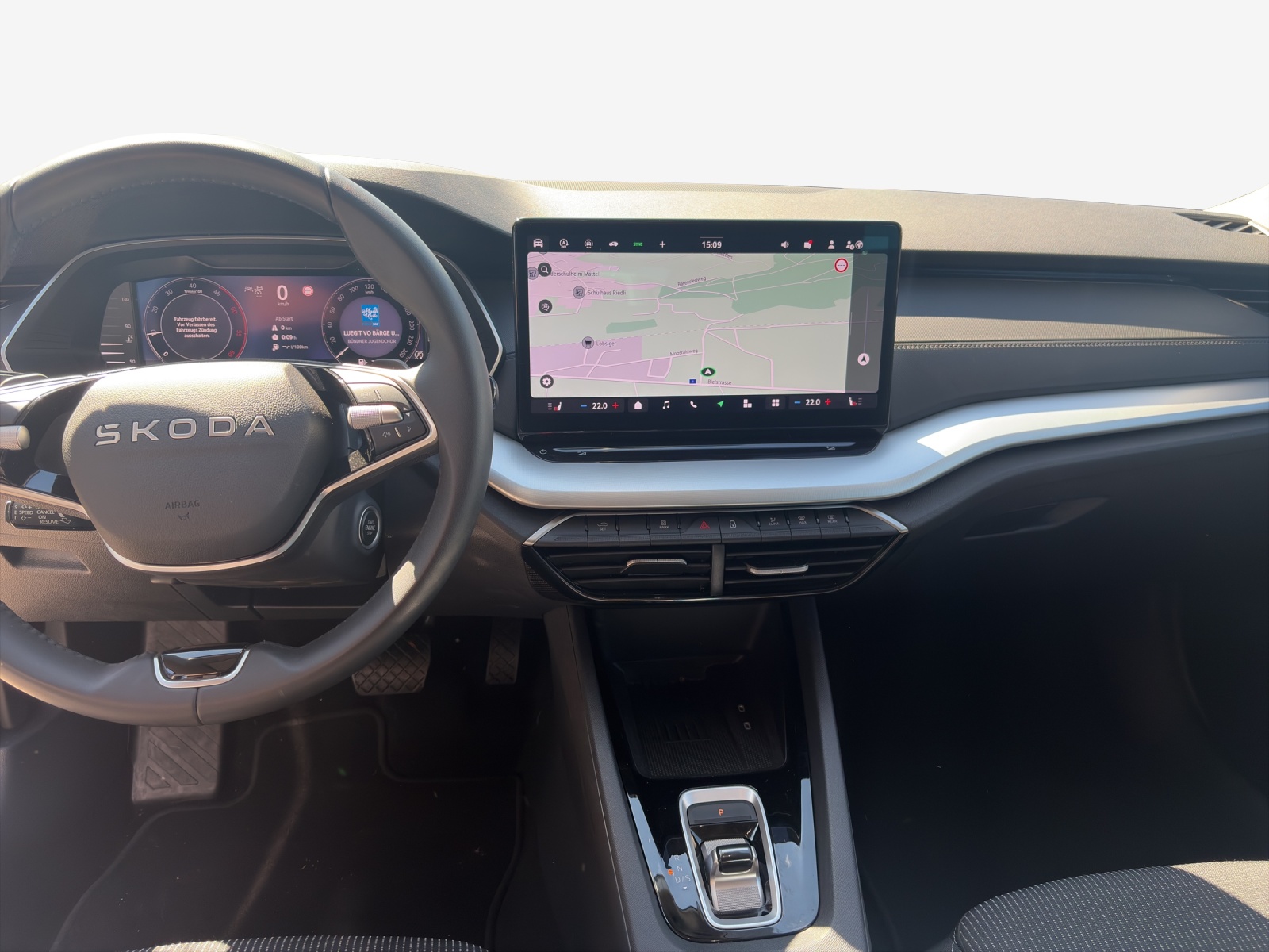 SKODA Octavia Combi 2.0 TDI DSG Selection-image-8