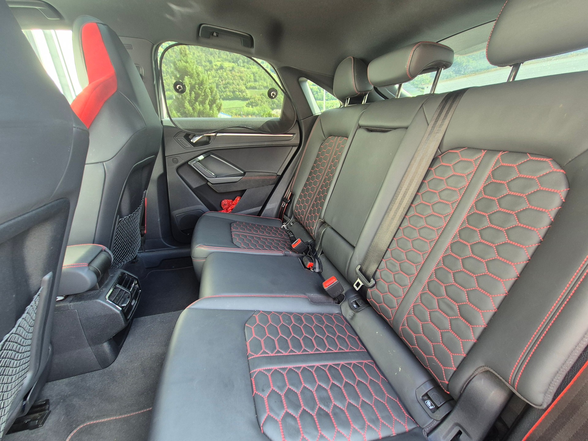 AUDI RS Q3 Sportback quattro S tronic-image-8