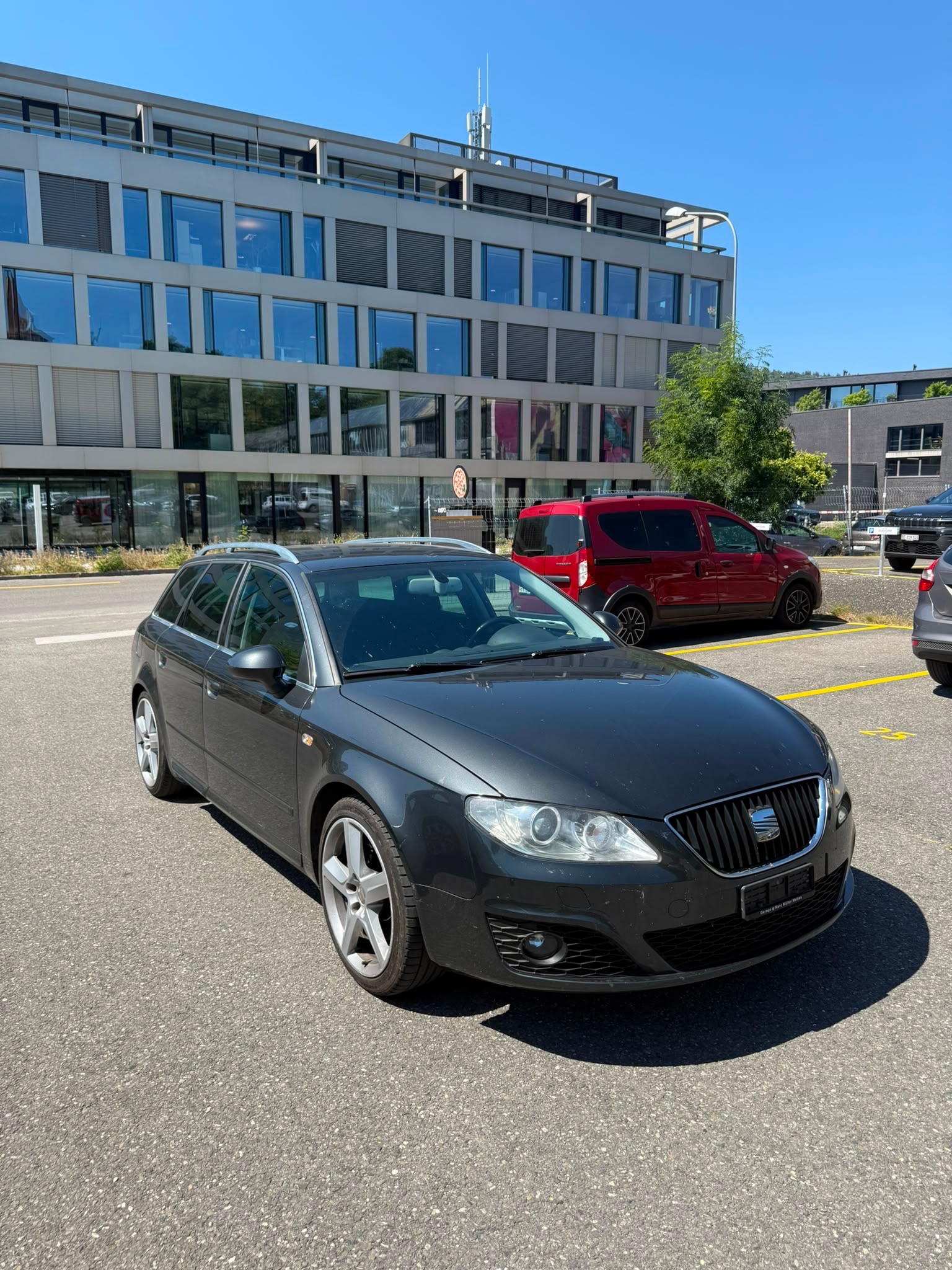 SEAT Exeo ST 2.0 TSI Style-image-2