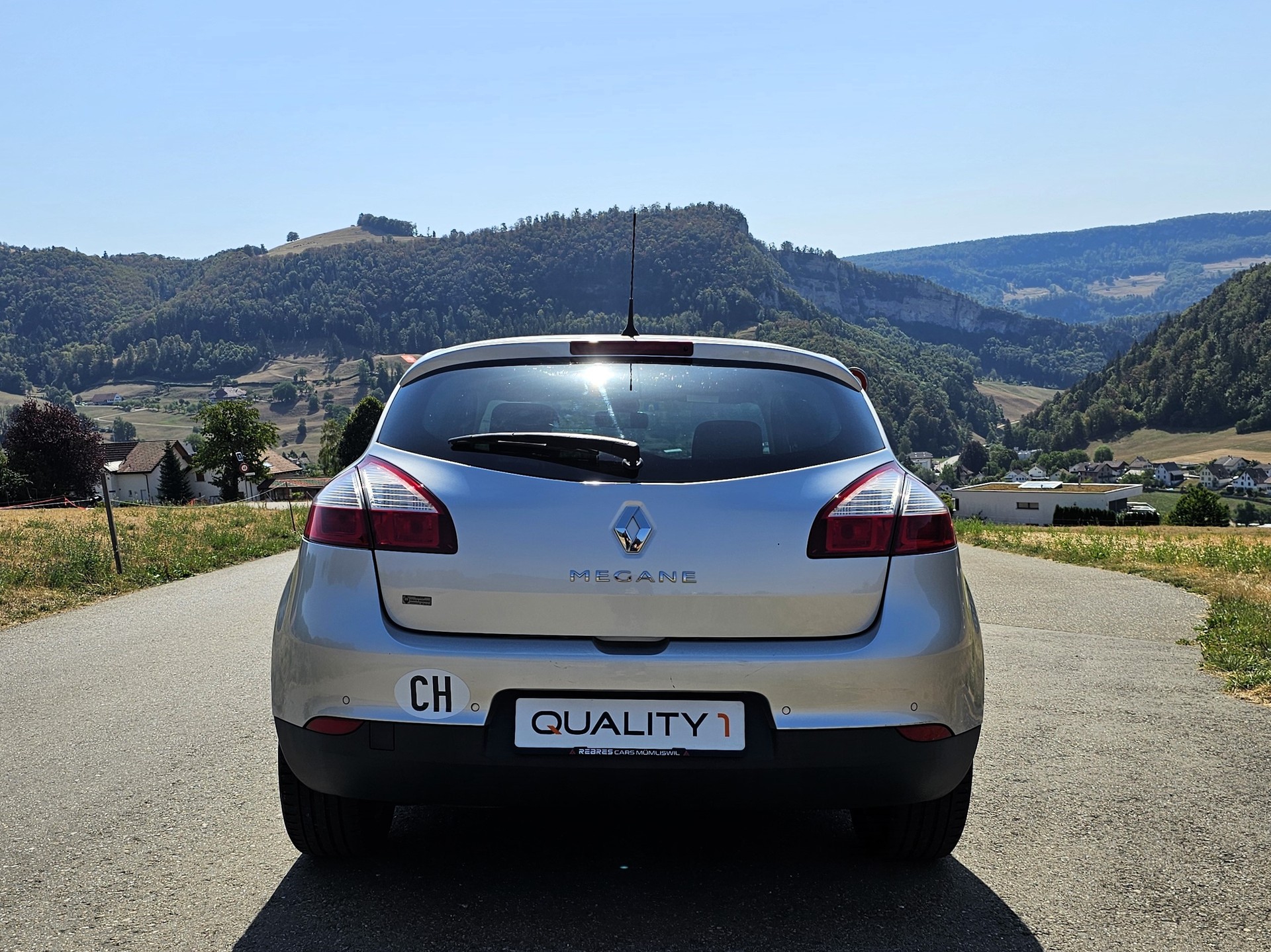 RENAULT Mégane 2.0 16V Turbo Dynamique-showroom-element-3
