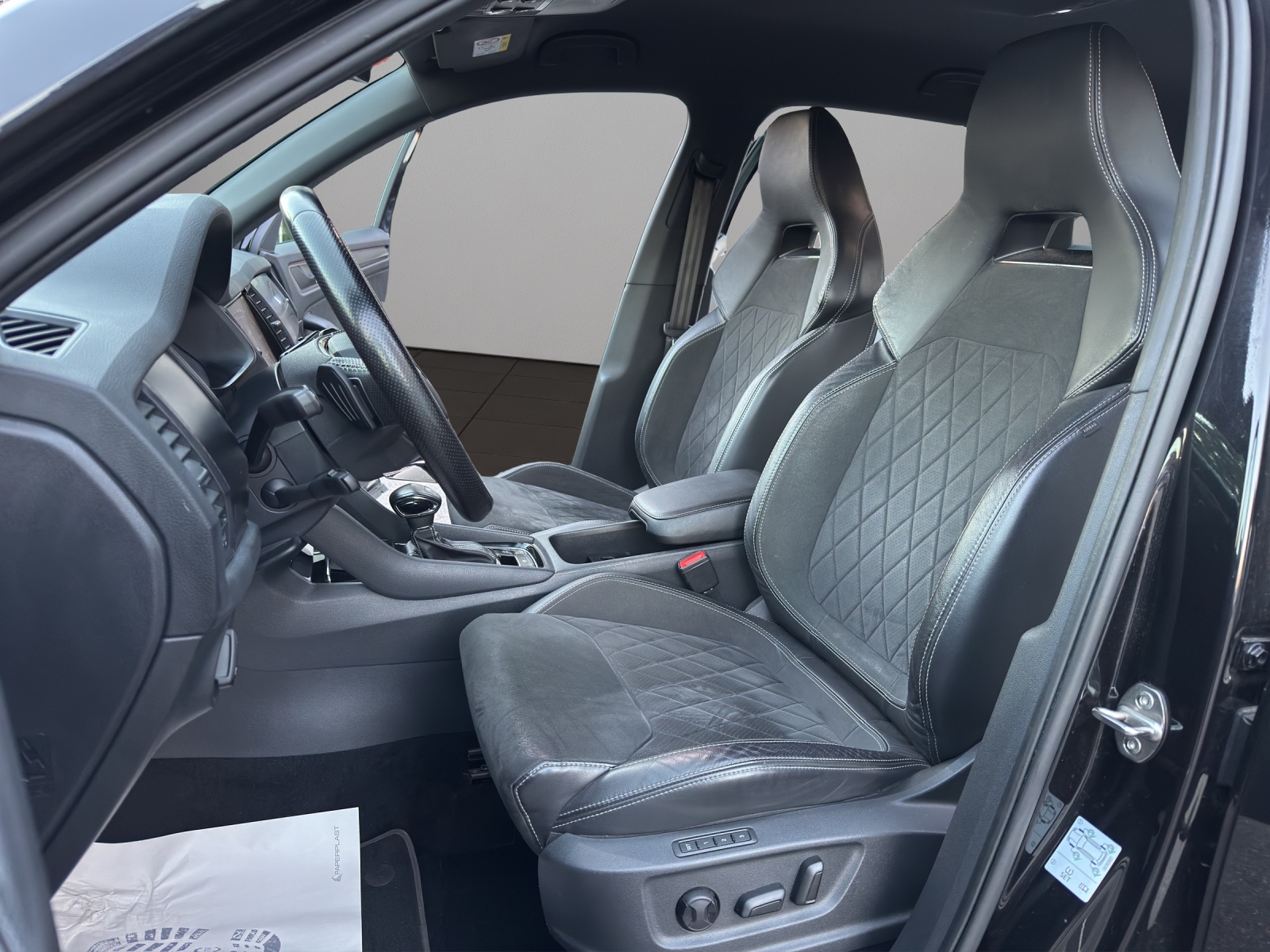 SKODA Kodiaq 2.0 TDI SCR SportLine 4x4 DSG-image-8