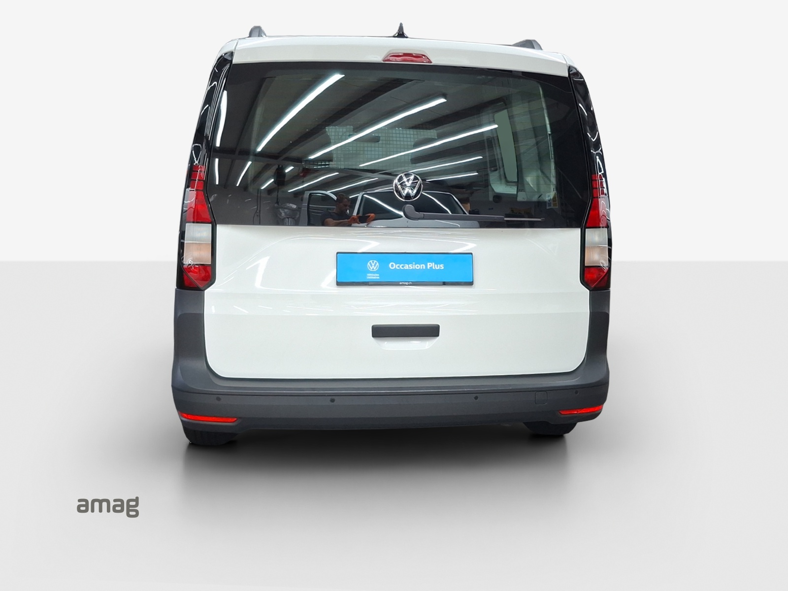 VW Caddy Cargo 2.0TDI Maxi-image-3