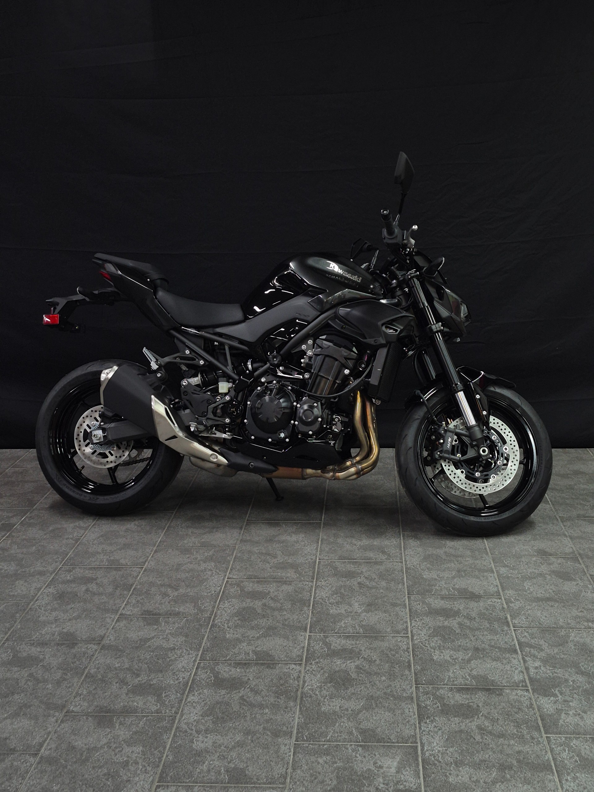 KAWASAKI Z 900 (35kW)-image-13