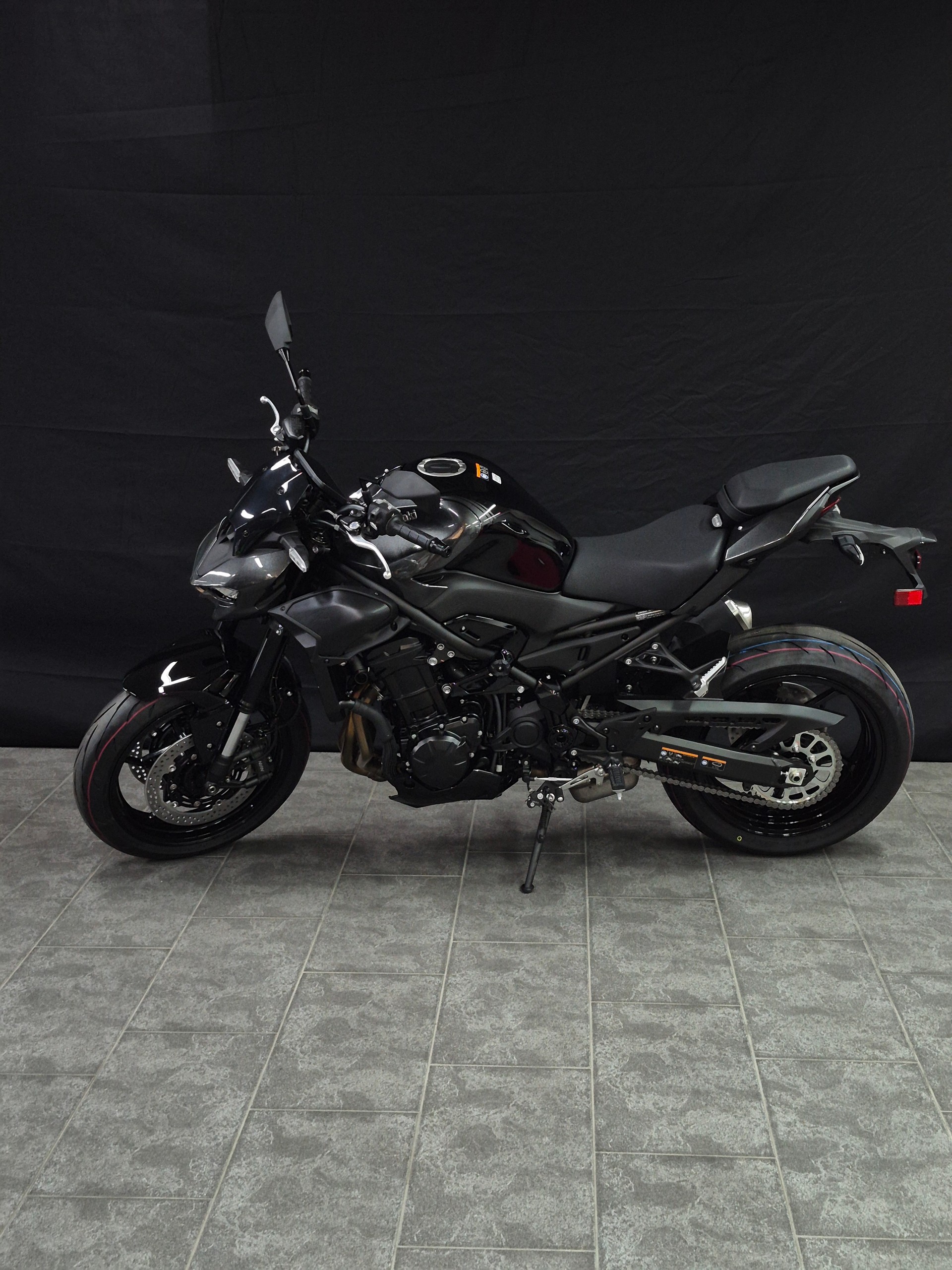 KAWASAKI Z 900 (35kW)-image-4