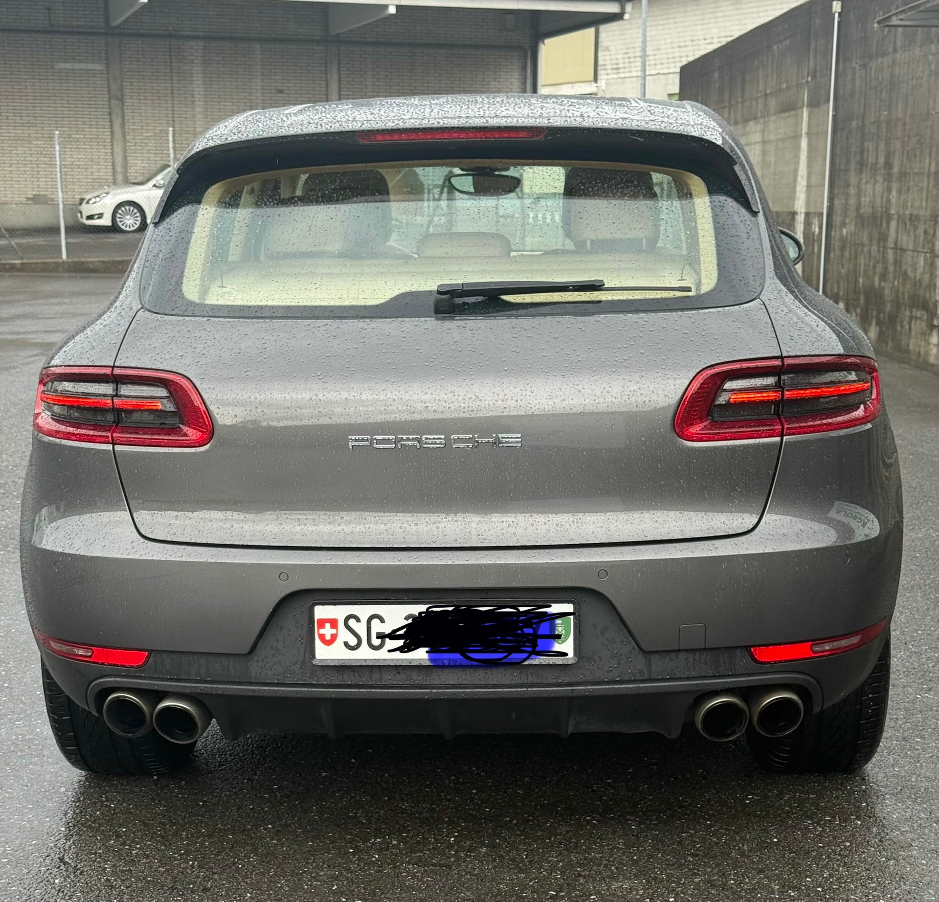 PORSCHE 3.0 V6 S-image-5