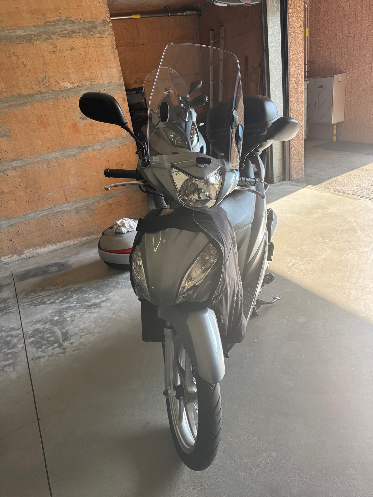 HONDA NSC Vision 110 16''-showroom-element-3