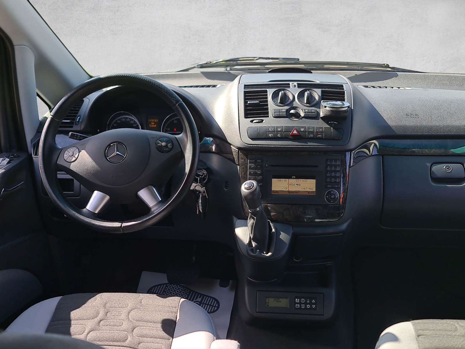 MERCEDES-BENZ Viano Marco Polo 3.0CDI Aut.-image-12