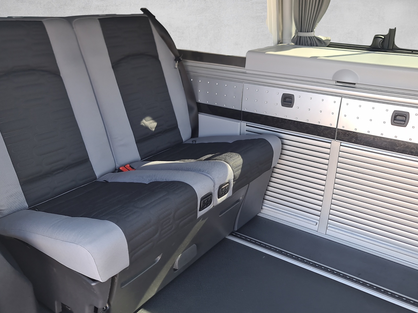 MERCEDES-BENZ Viano Marco Polo 3.0CDI Aut.-image-10