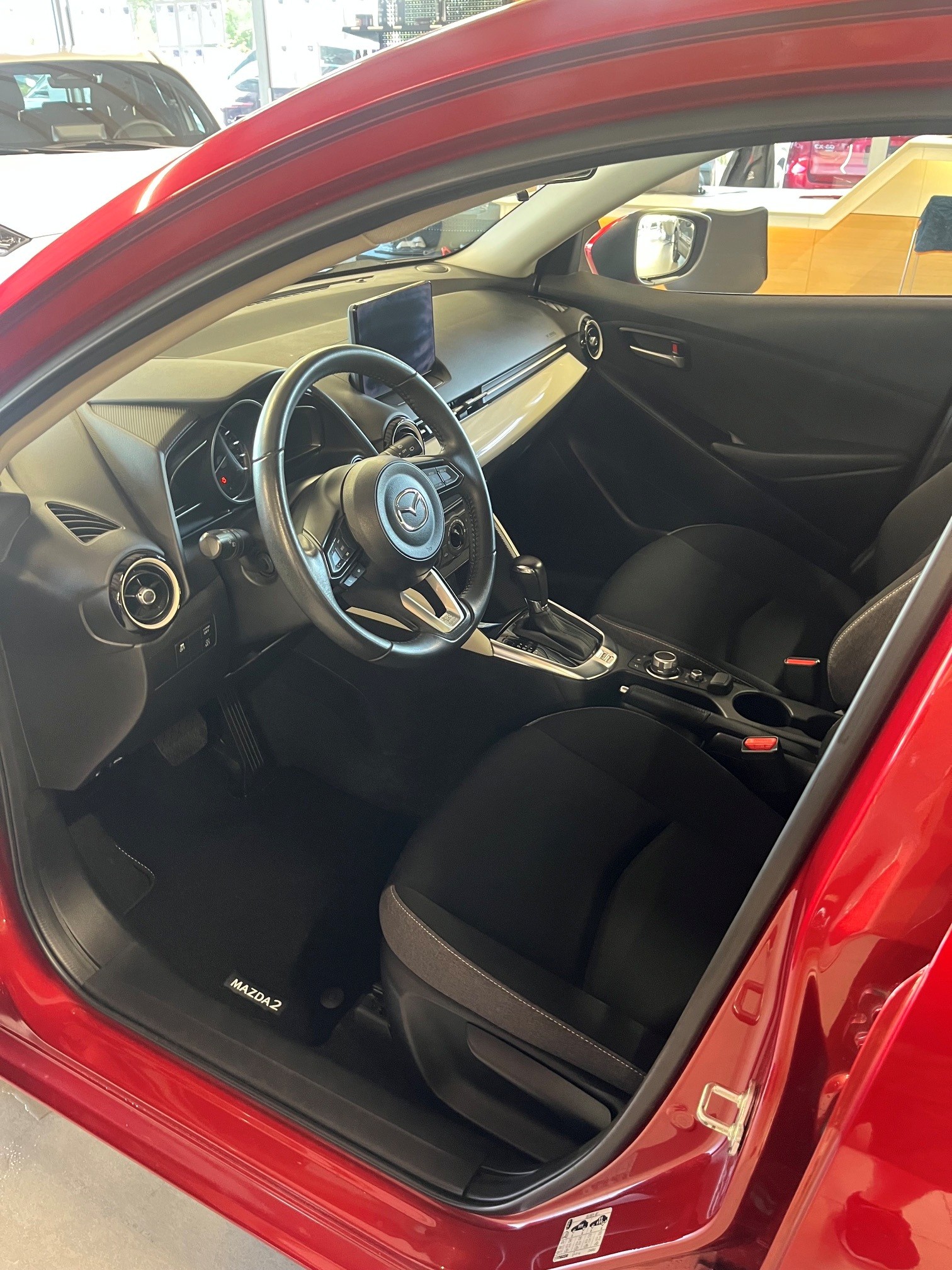 MAZDA 2 SKYACTIV-G 90 Center-Line Automat-image-8