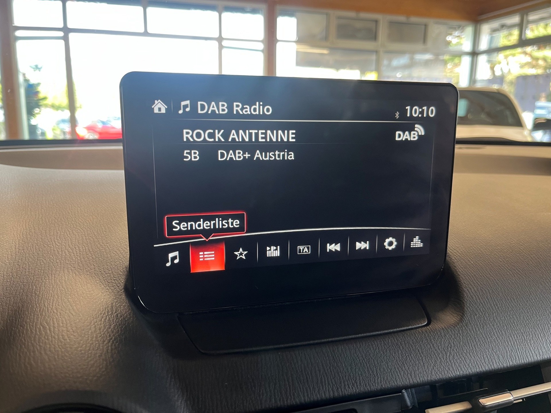 MAZDA 2 SKYACTIV-G 90 Center-Line Automat-image-15