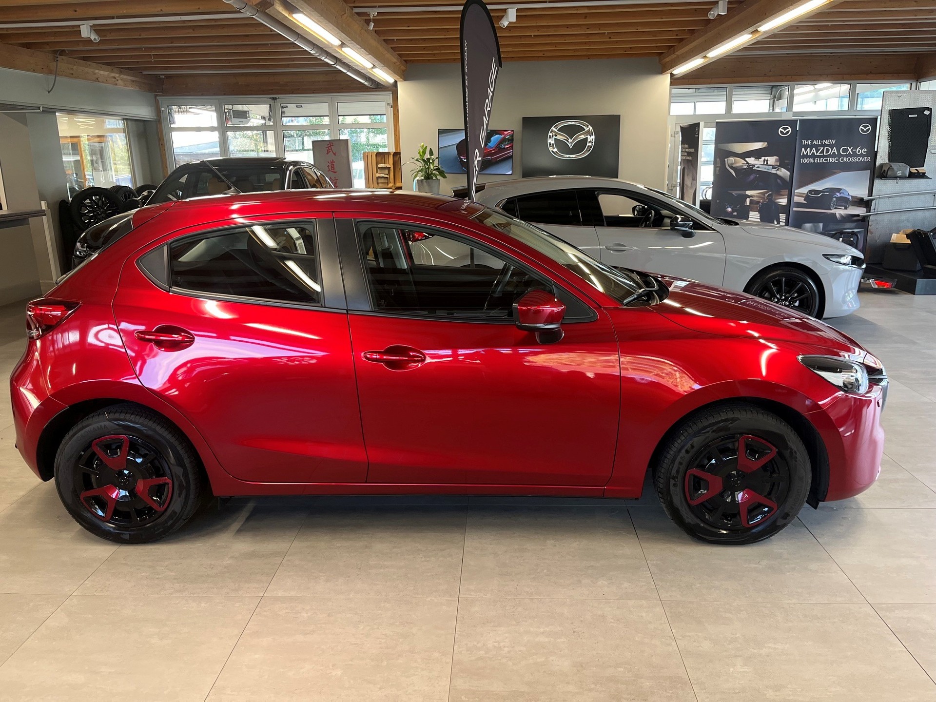 MAZDA 2 SKYACTIV-G 90 Center-Line Automat-image-3