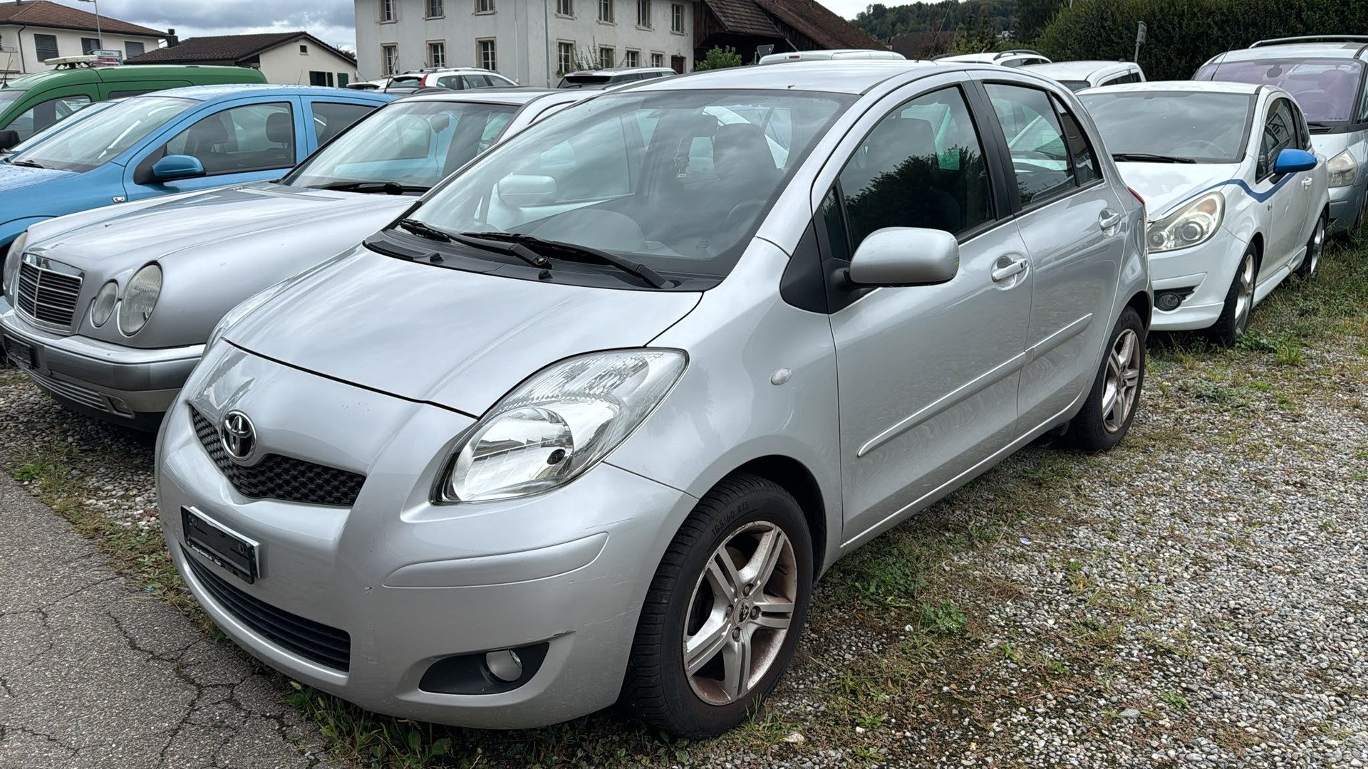 TOYOTA Yaris 1.33 Linea Sol Premium-image-0