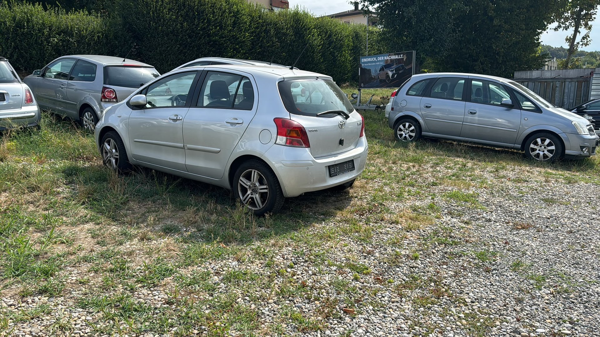 TOYOTA Yaris 1.33 Linea Sol Premium-image-5