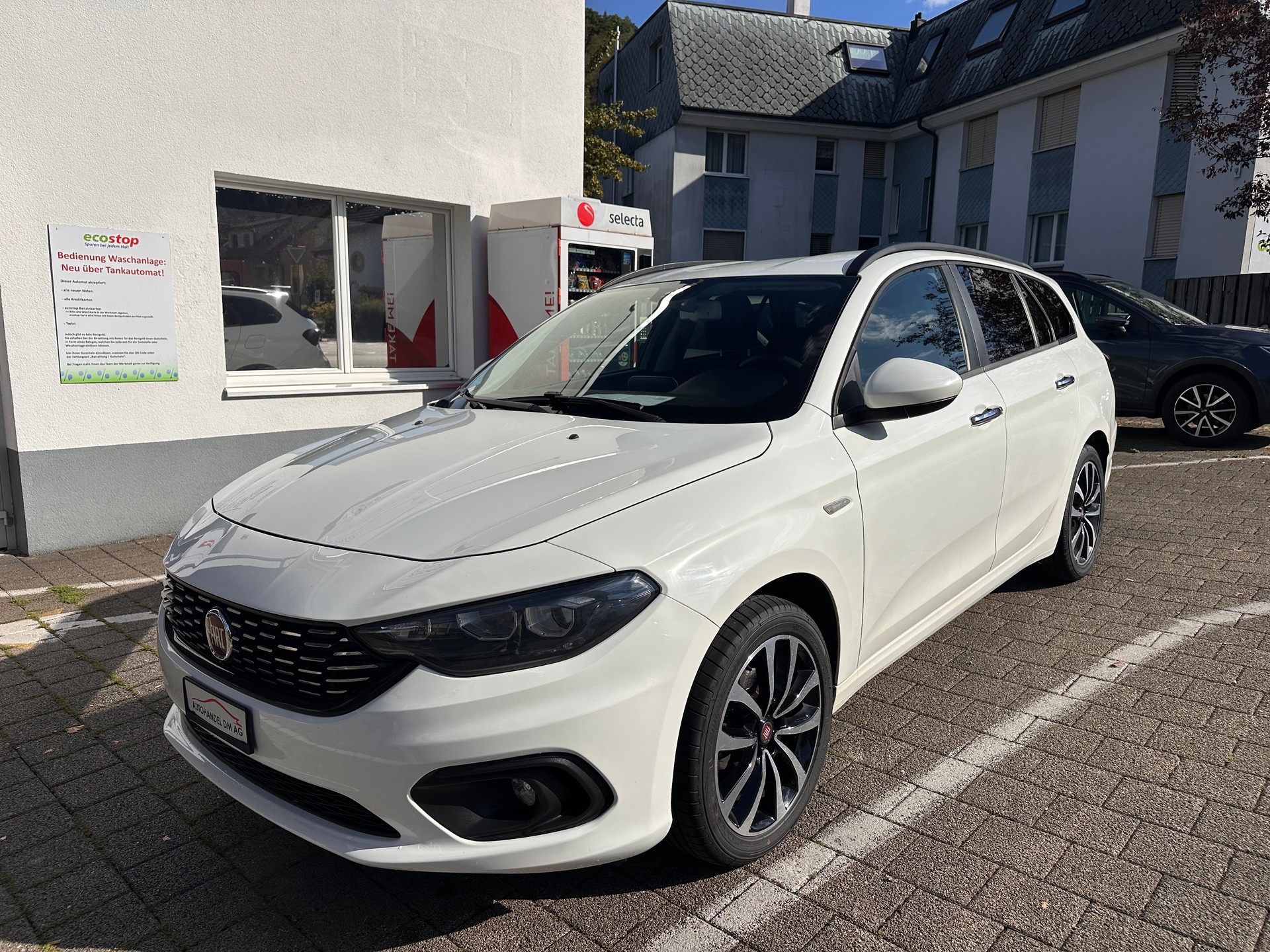 FIAT Tipo 1.6MJ Station Wagon Business DCT-showroom-element-1