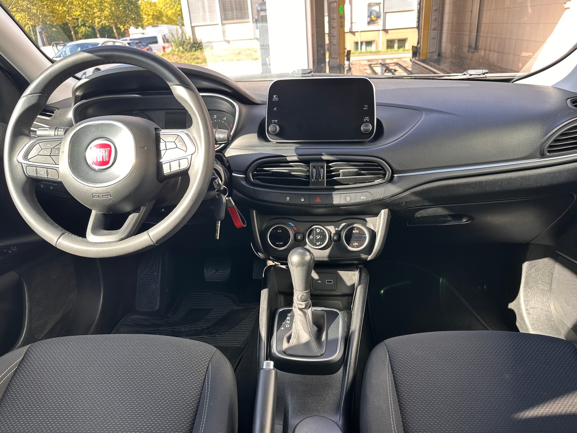 FIAT Tipo 1.6MJ Station Wagon Business DCT-image-8