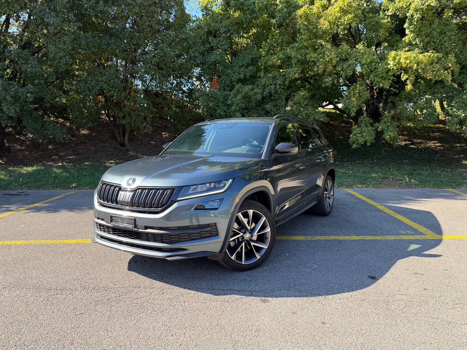 SKODA Kodiaq 2.0 TSI 4x4 Sport Line-image-0