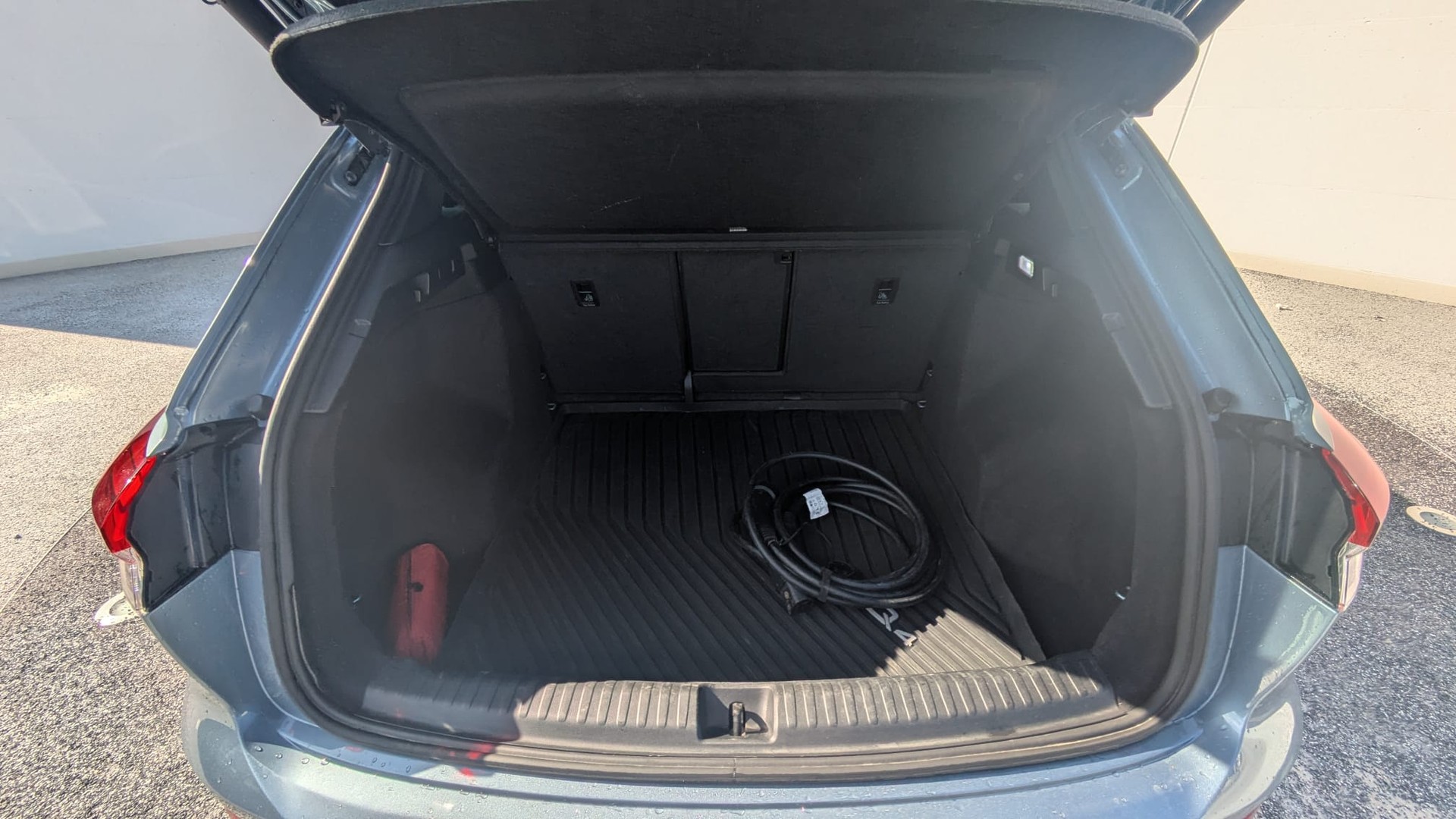 AUDI Q4 e-tron 50 quattro-image-14